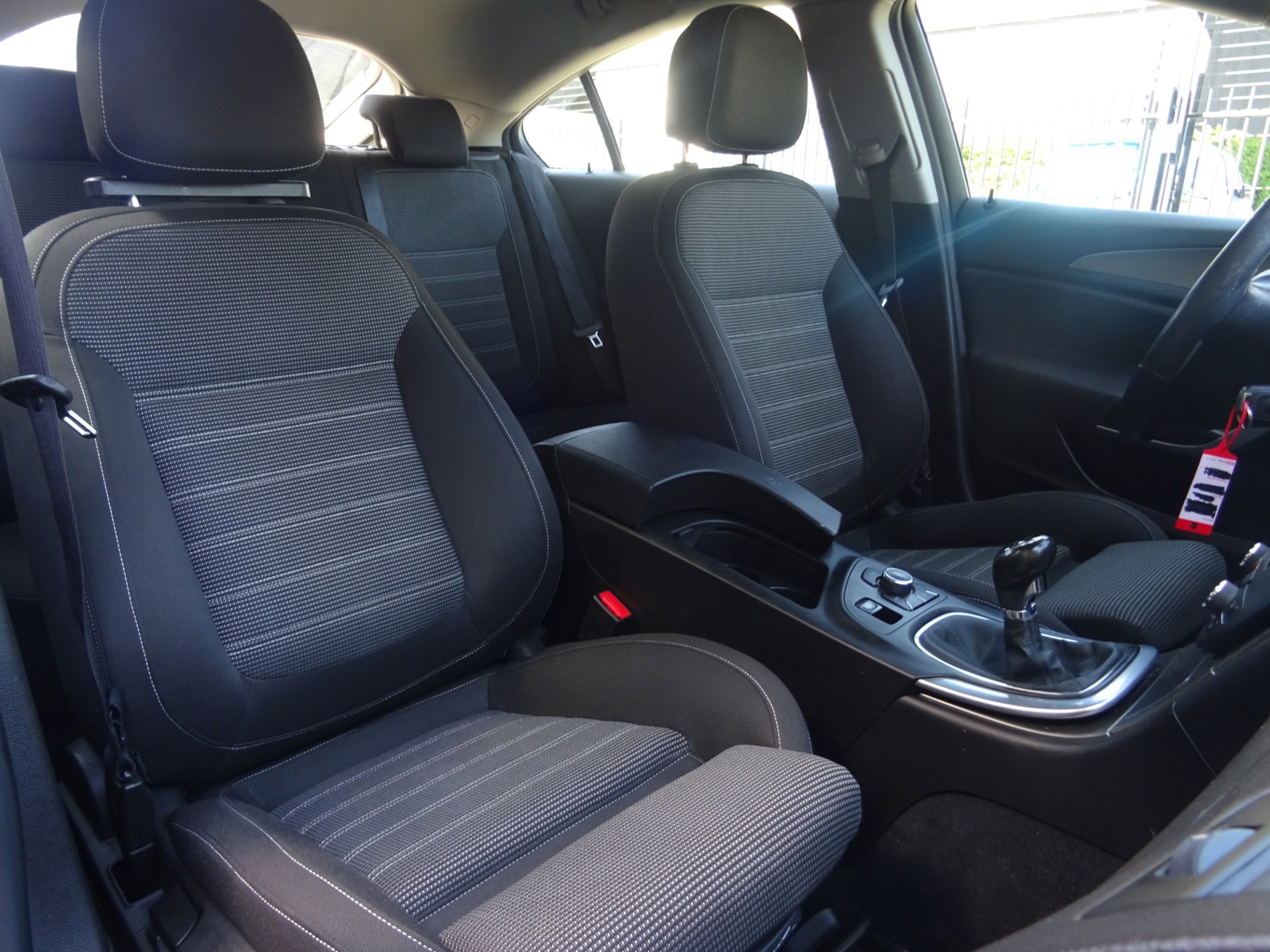 Foto van Opel Insignia Limousine HB