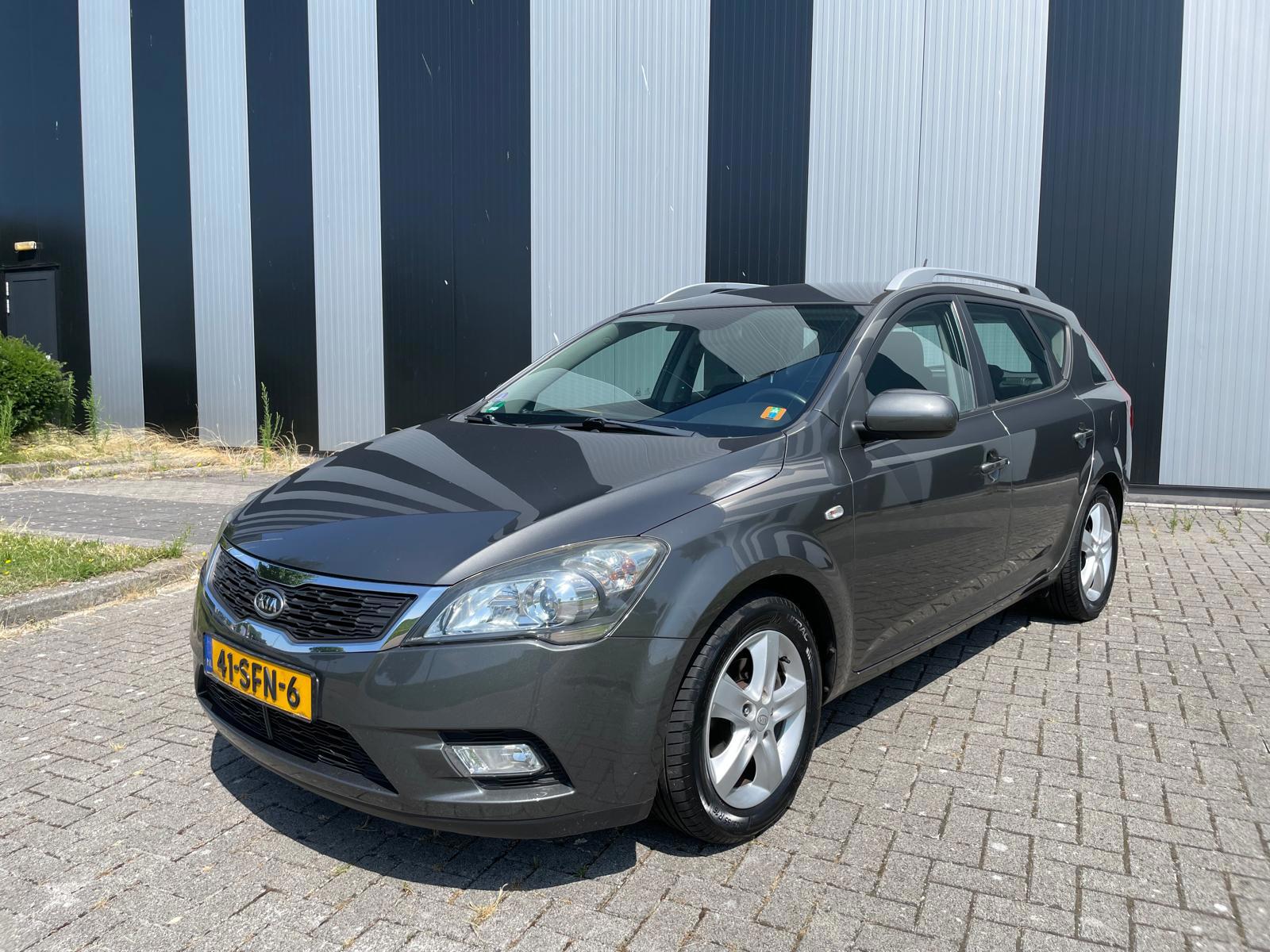 Foto van Kia Cee D