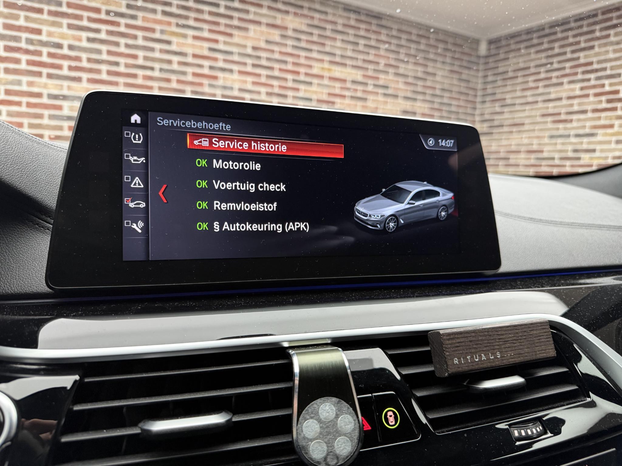 Foto van BMW M550i xDrive