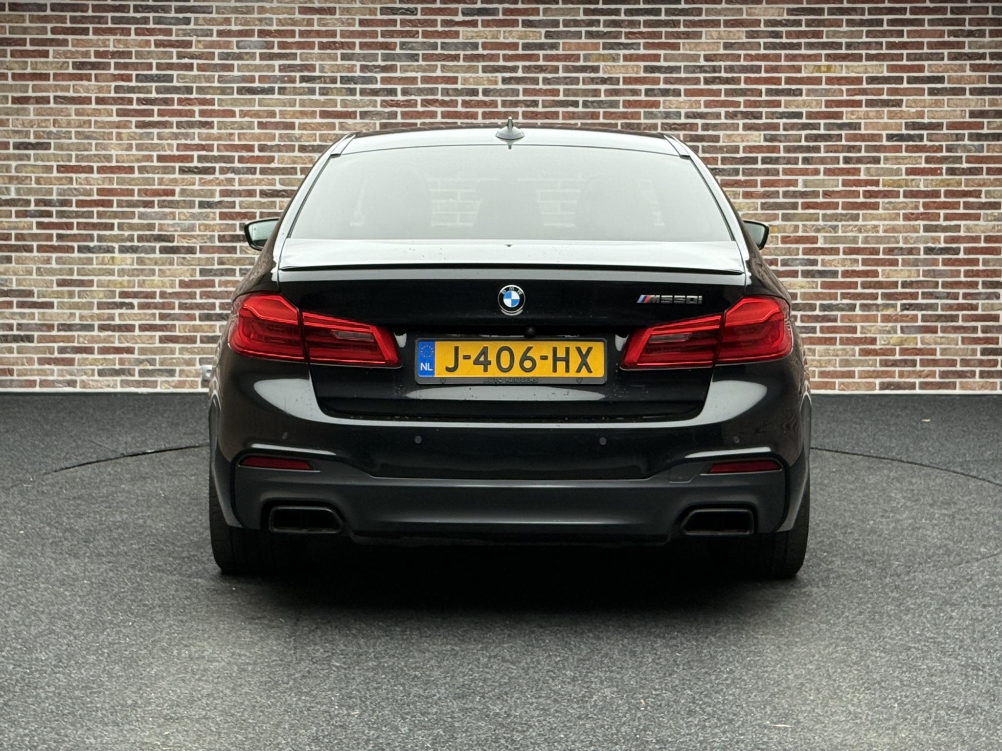 Foto van BMW M550i xDrive