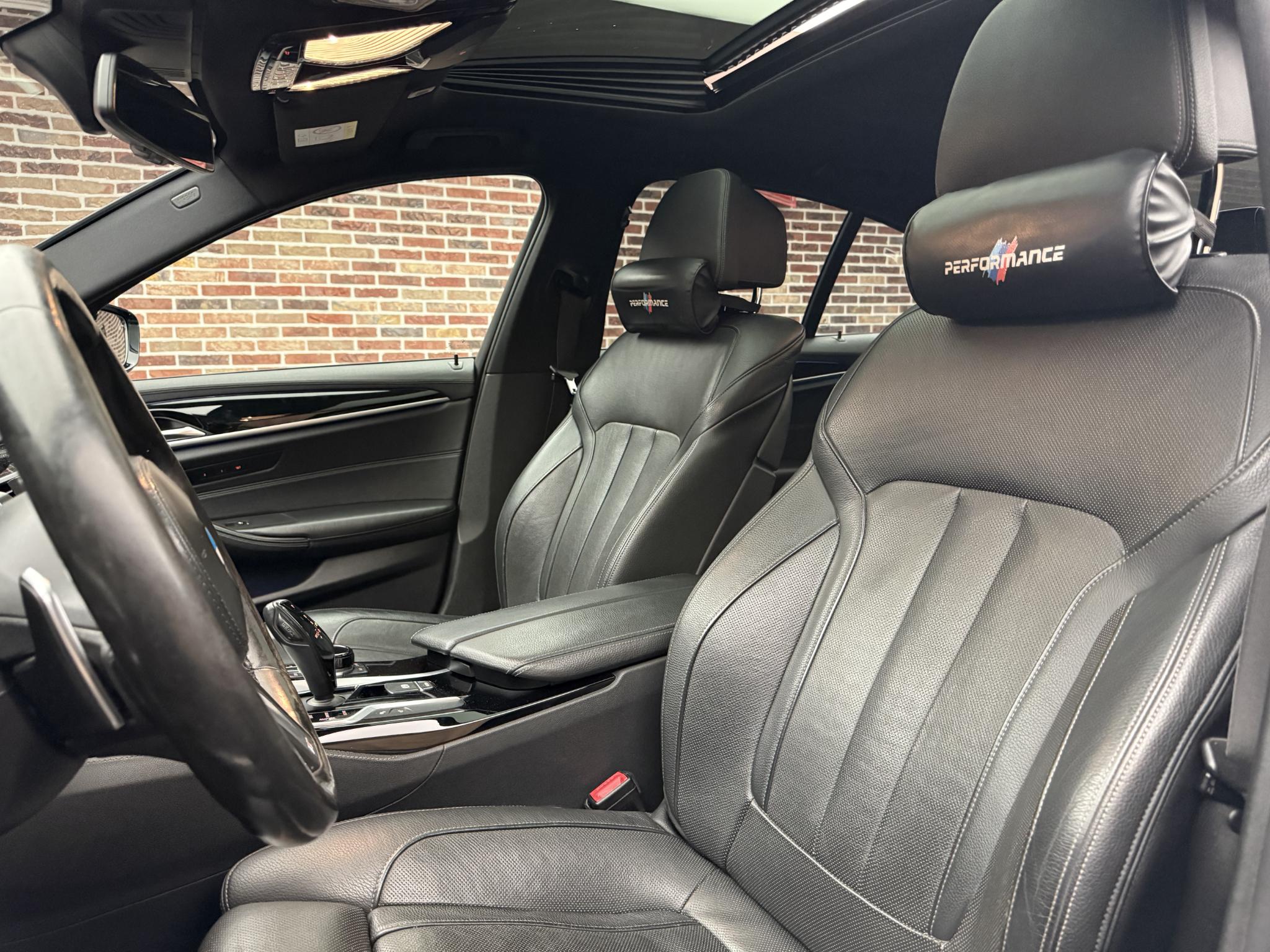 Foto van BMW M550i xDrive