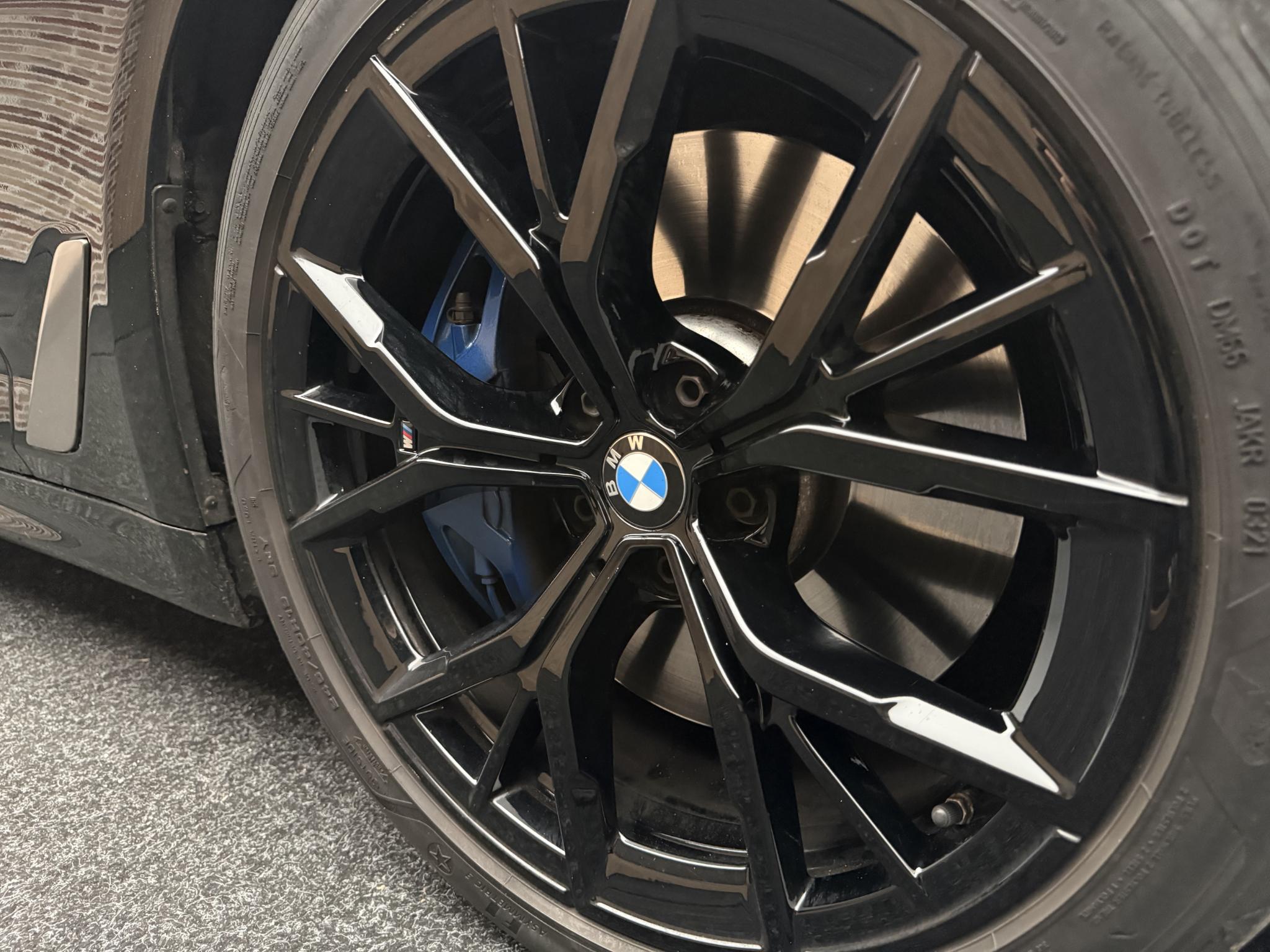 Foto van BMW M550i xDrive