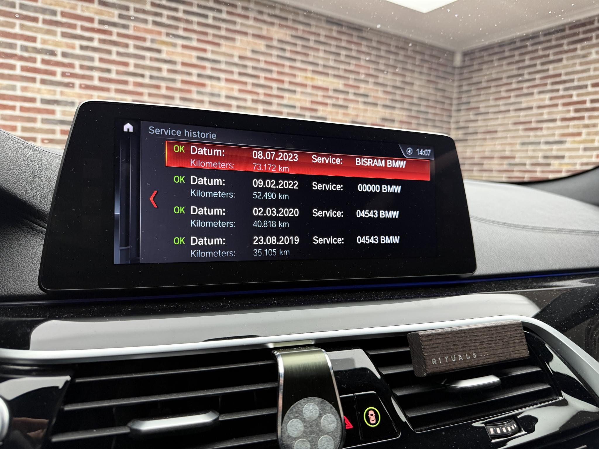 Foto van BMW M550i xDrive