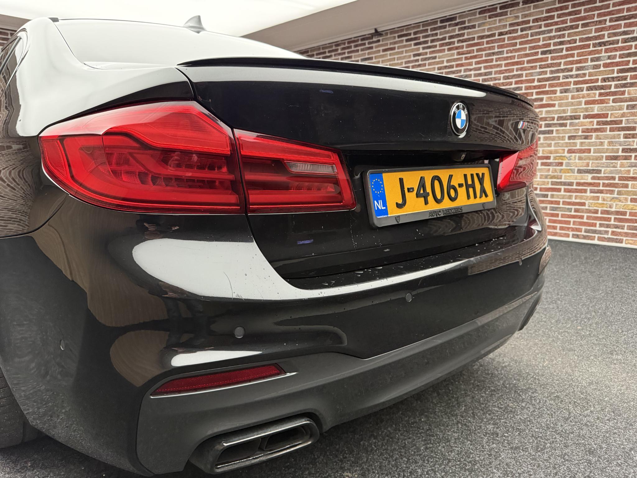 Foto van BMW M550i xDrive
