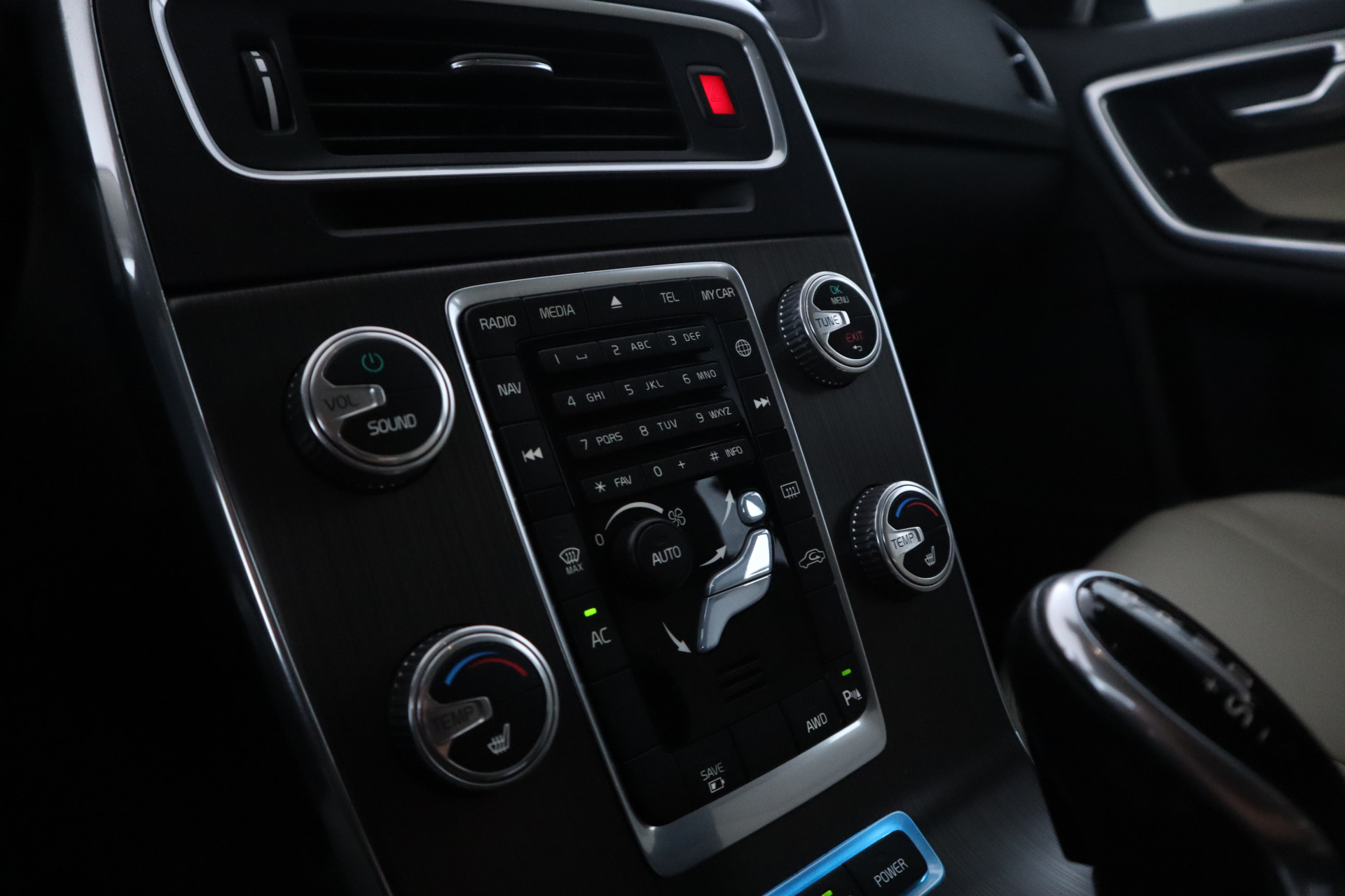 Foto van Volvo V60 Twin Engine