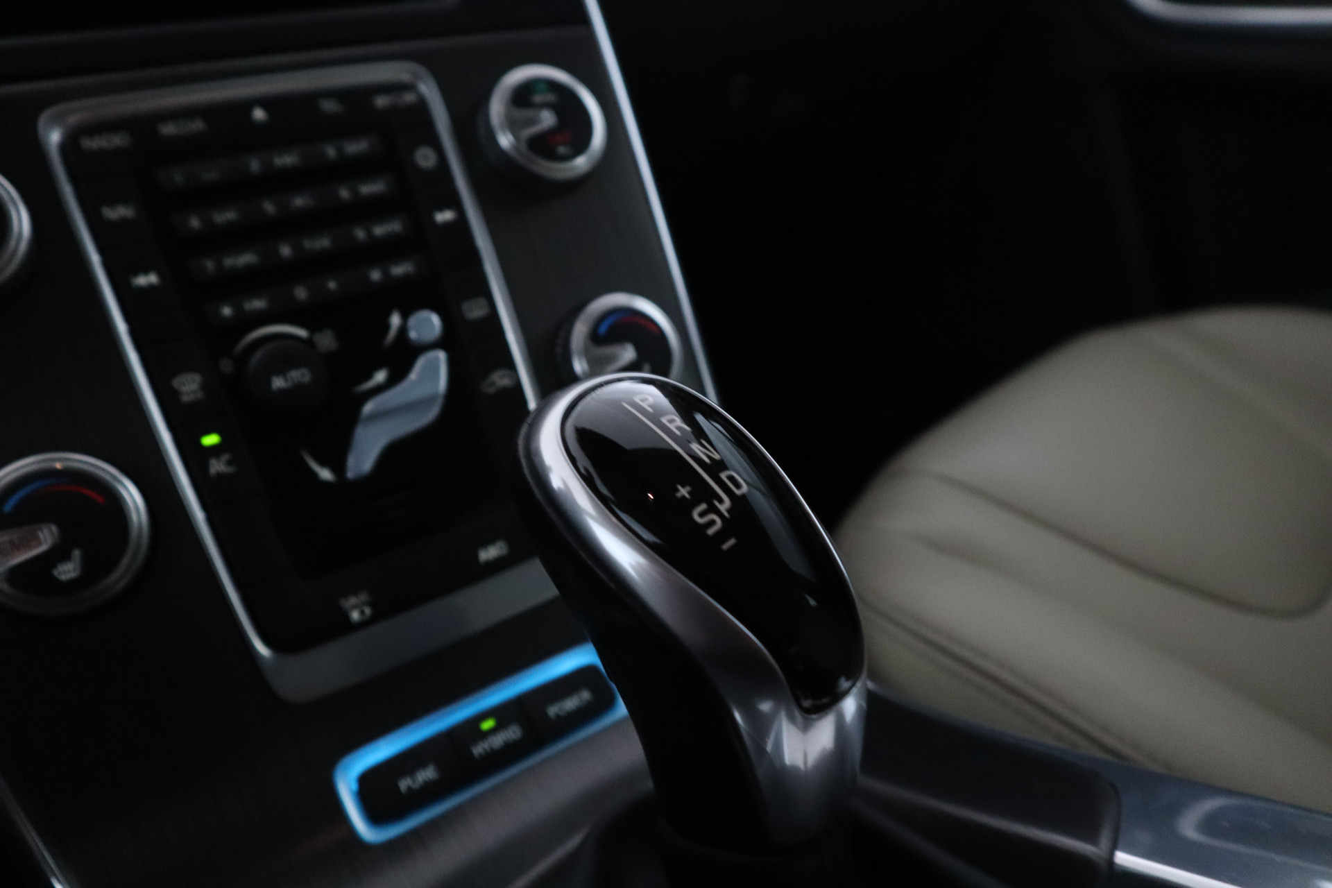 Foto van Volvo V60 Twin Engine