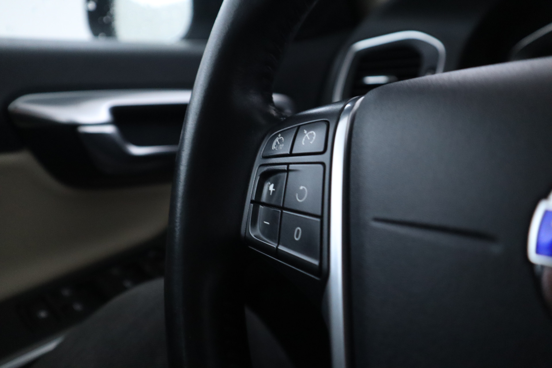 Foto van Volvo V60 Twin Engine