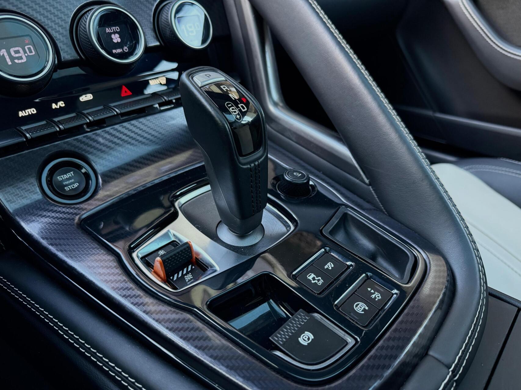 Foto van Jaguar Jaguar F-type