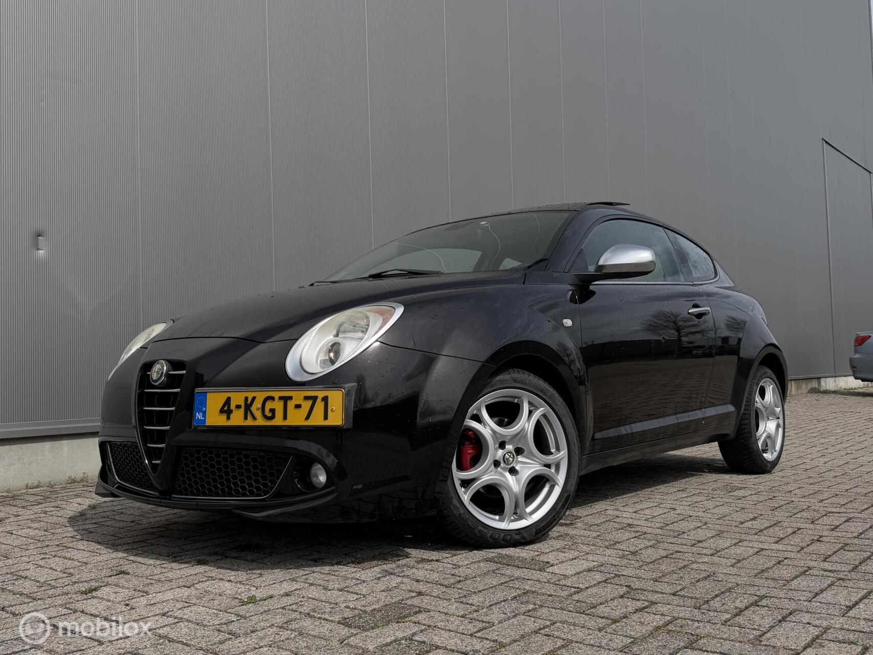 Alfa Romeo Alfa Mito 1.3 JTDm ECO Business Executive | Panorama | BOSE | Leder | Navigatie | 2013 - voorkant