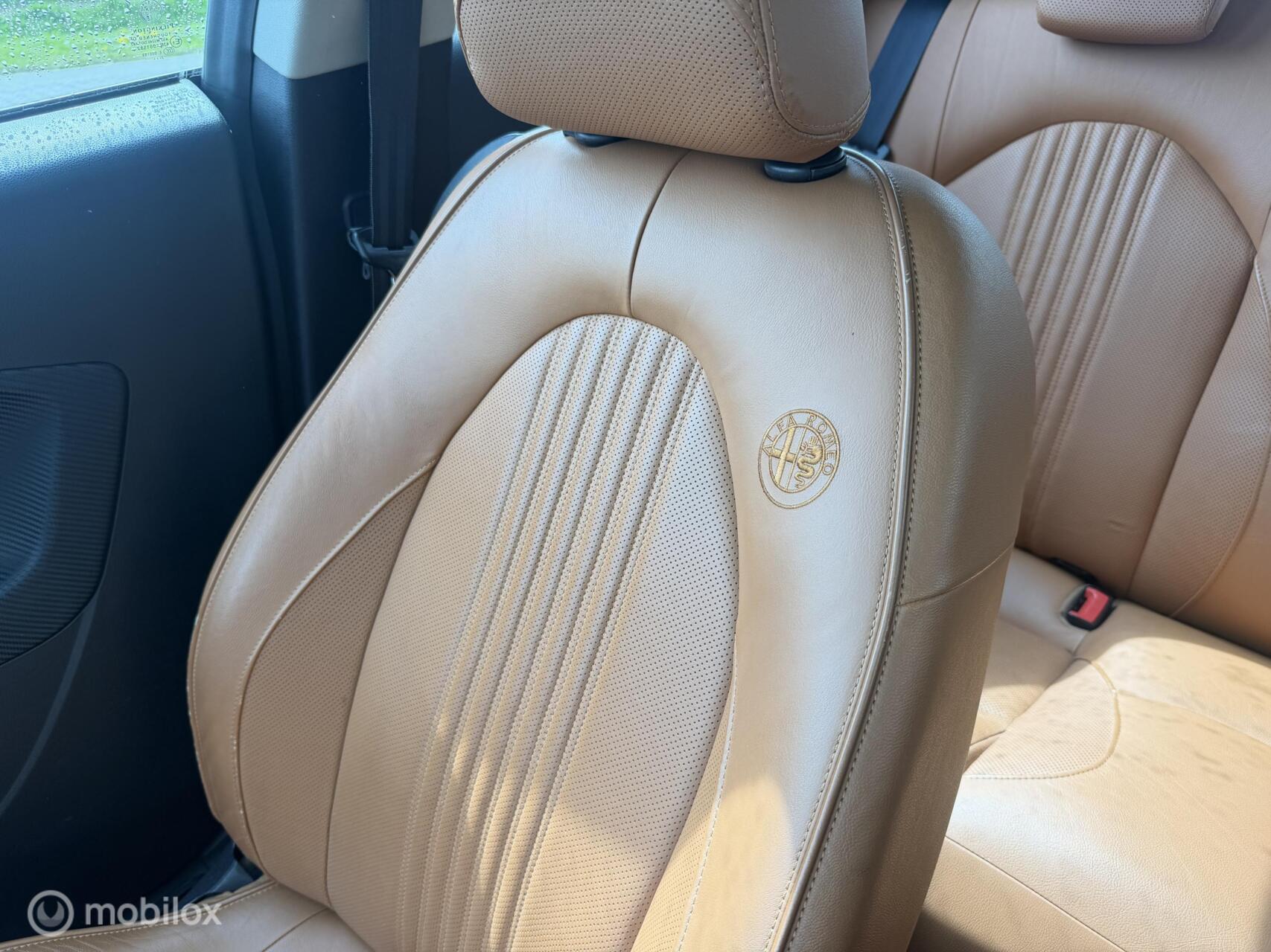 Foto van Alfa Romeo Alfa Mito
