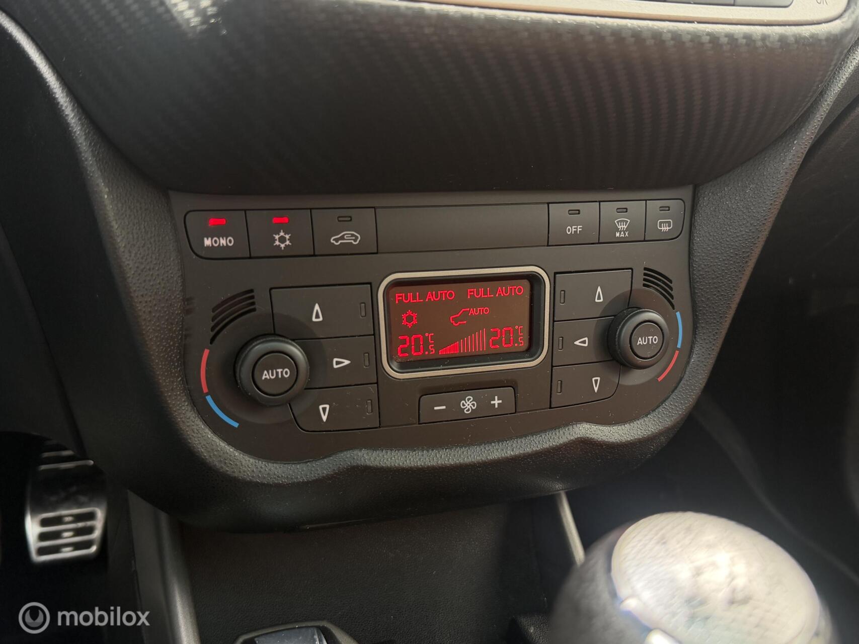 Foto van Alfa Romeo Alfa Mito