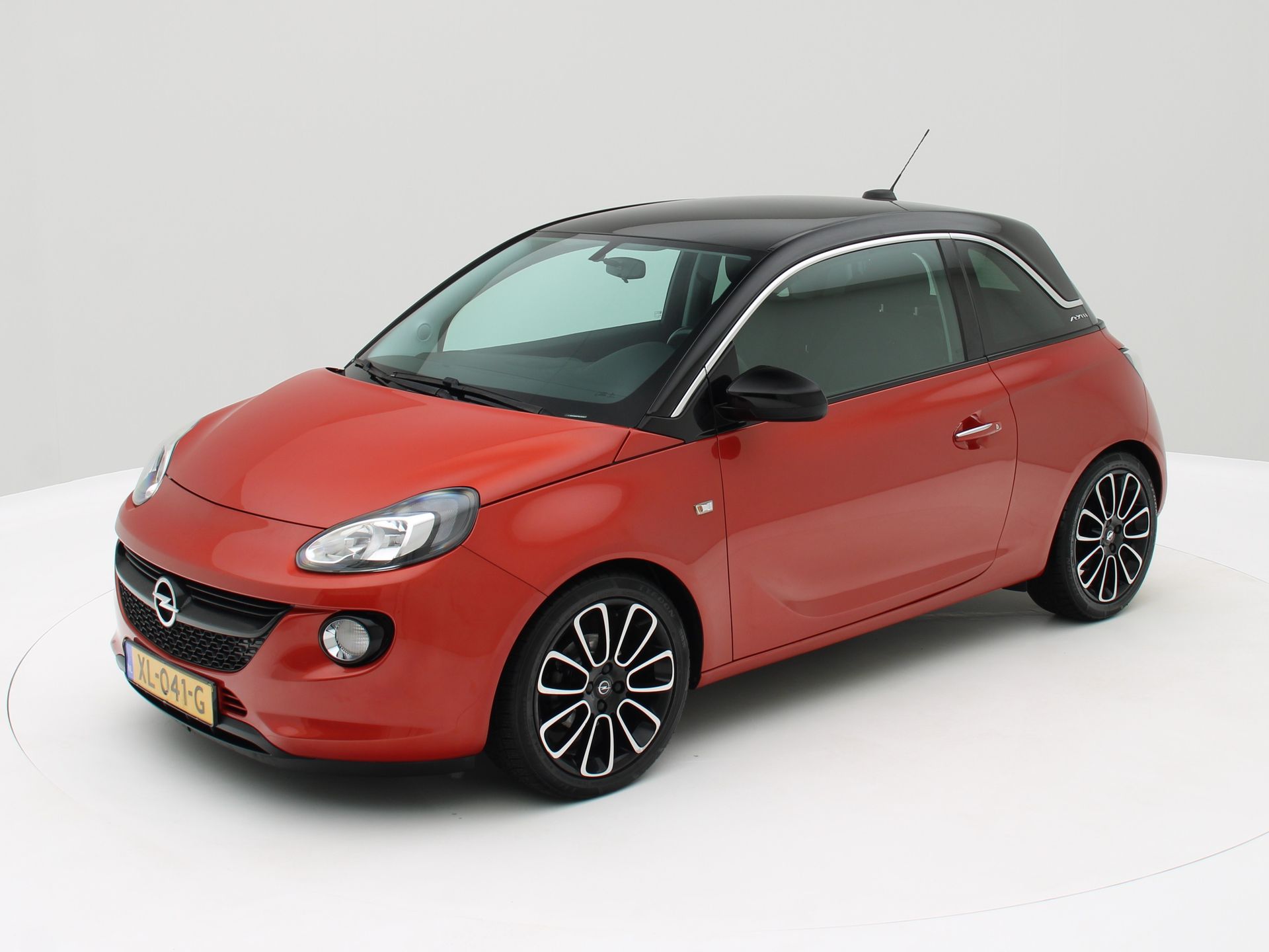 Opel Adam 1.0 Turbo Unlimited Two Tone / Origineel NL 2019 - voorkant