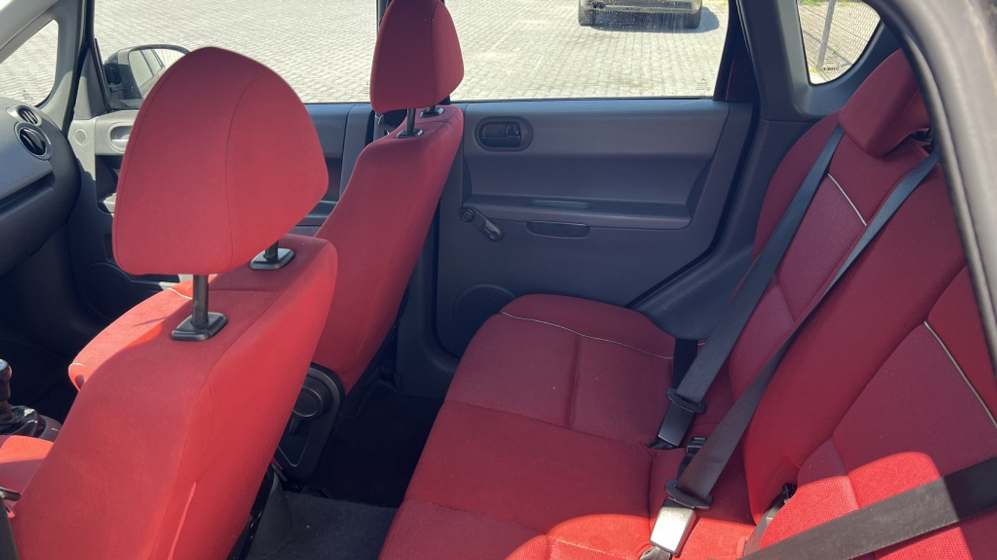 Foto van Mitsubishi Mitsubishi Colt