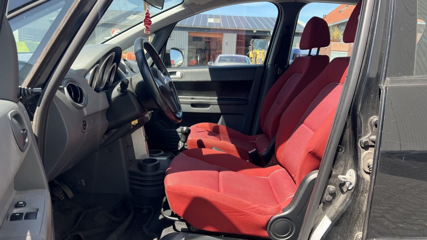 Foto van Mitsubishi Mitsubishi Colt