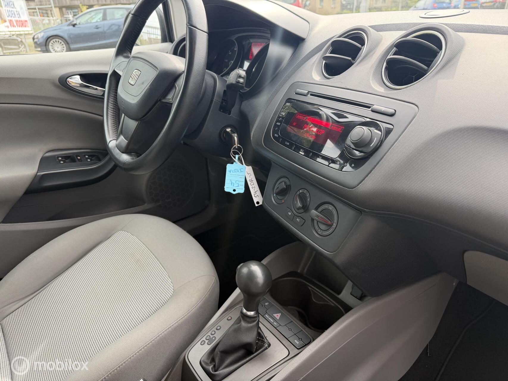 Foto van Seat Ibiza ST