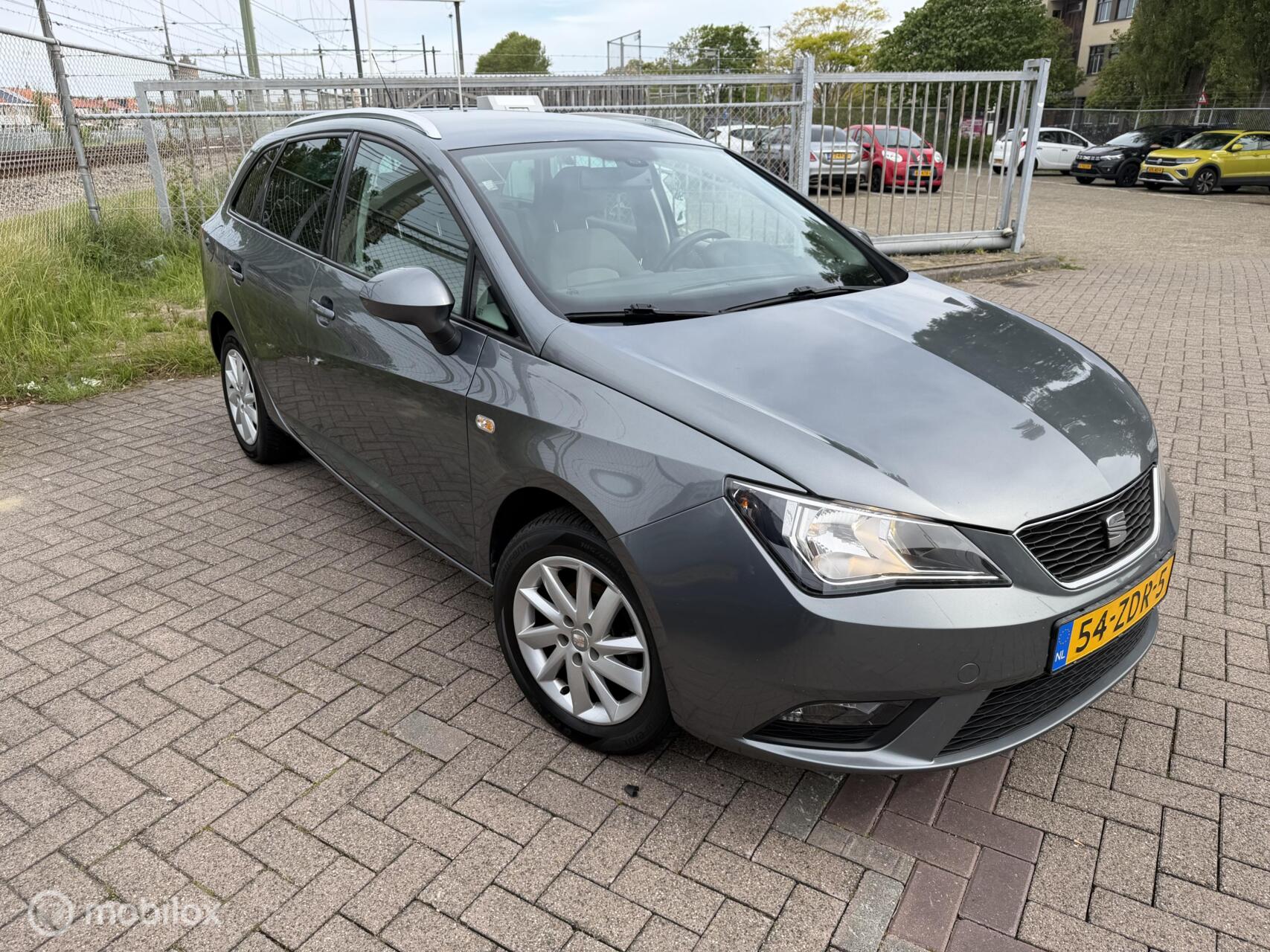 Foto van Seat Ibiza ST