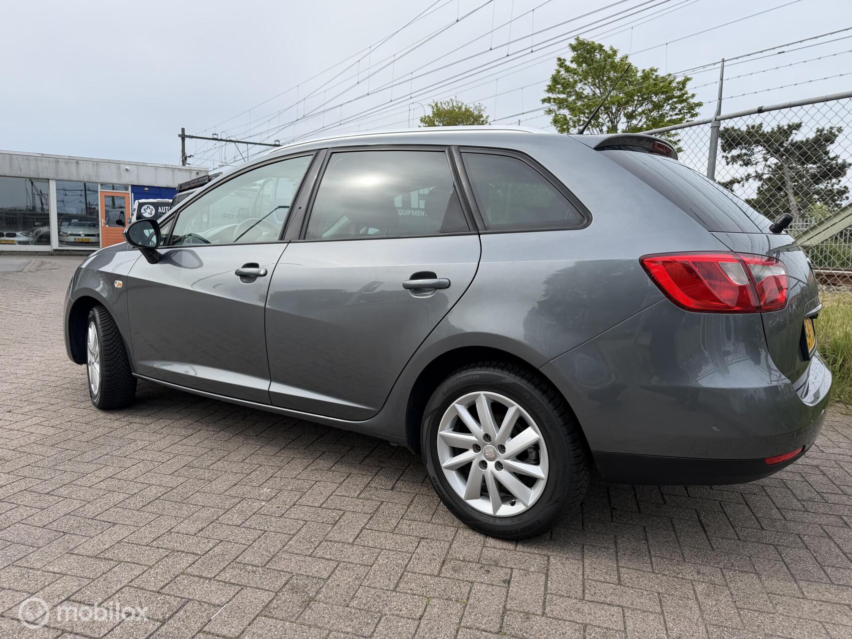 Foto van Seat Ibiza ST