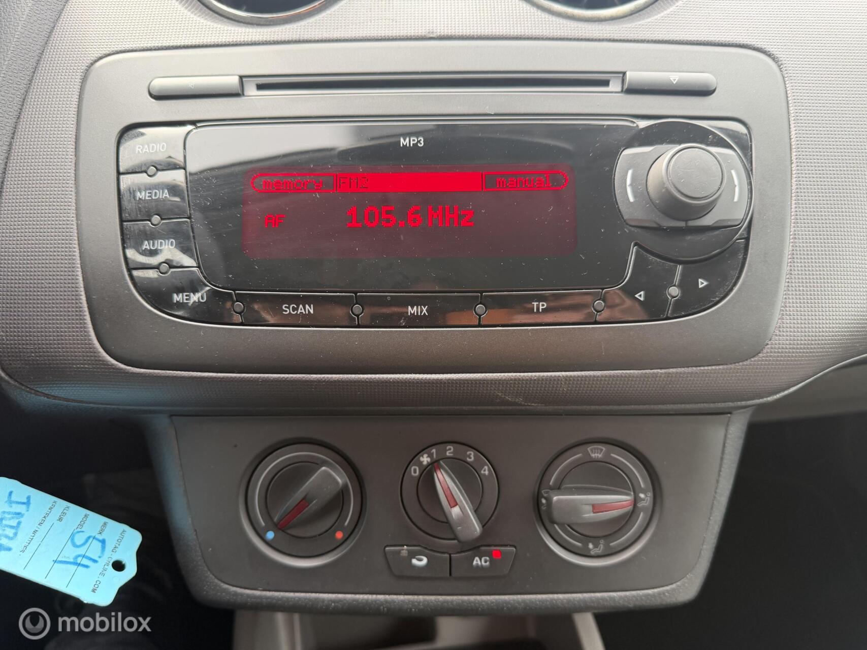 Foto van Seat Ibiza ST