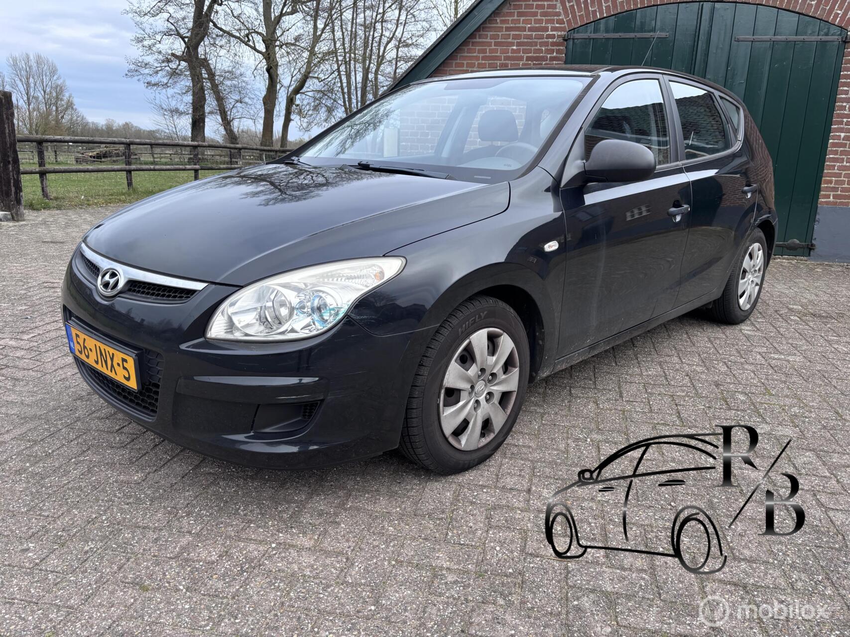 Hyundai I 30 1.4i Active INRUILKOOPJE NIEUWE APK AIRCO 2008 - voorkant