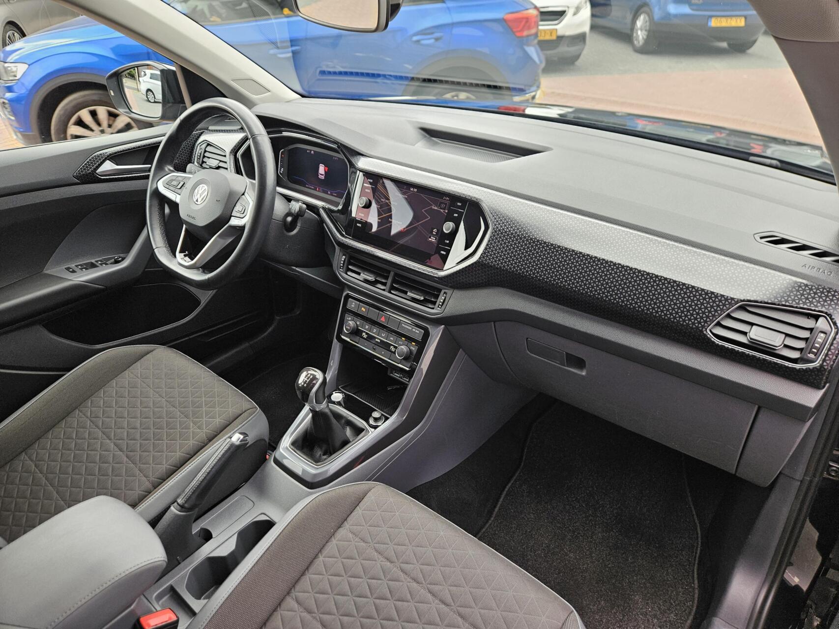 Foto van Volkswagen T-cross
