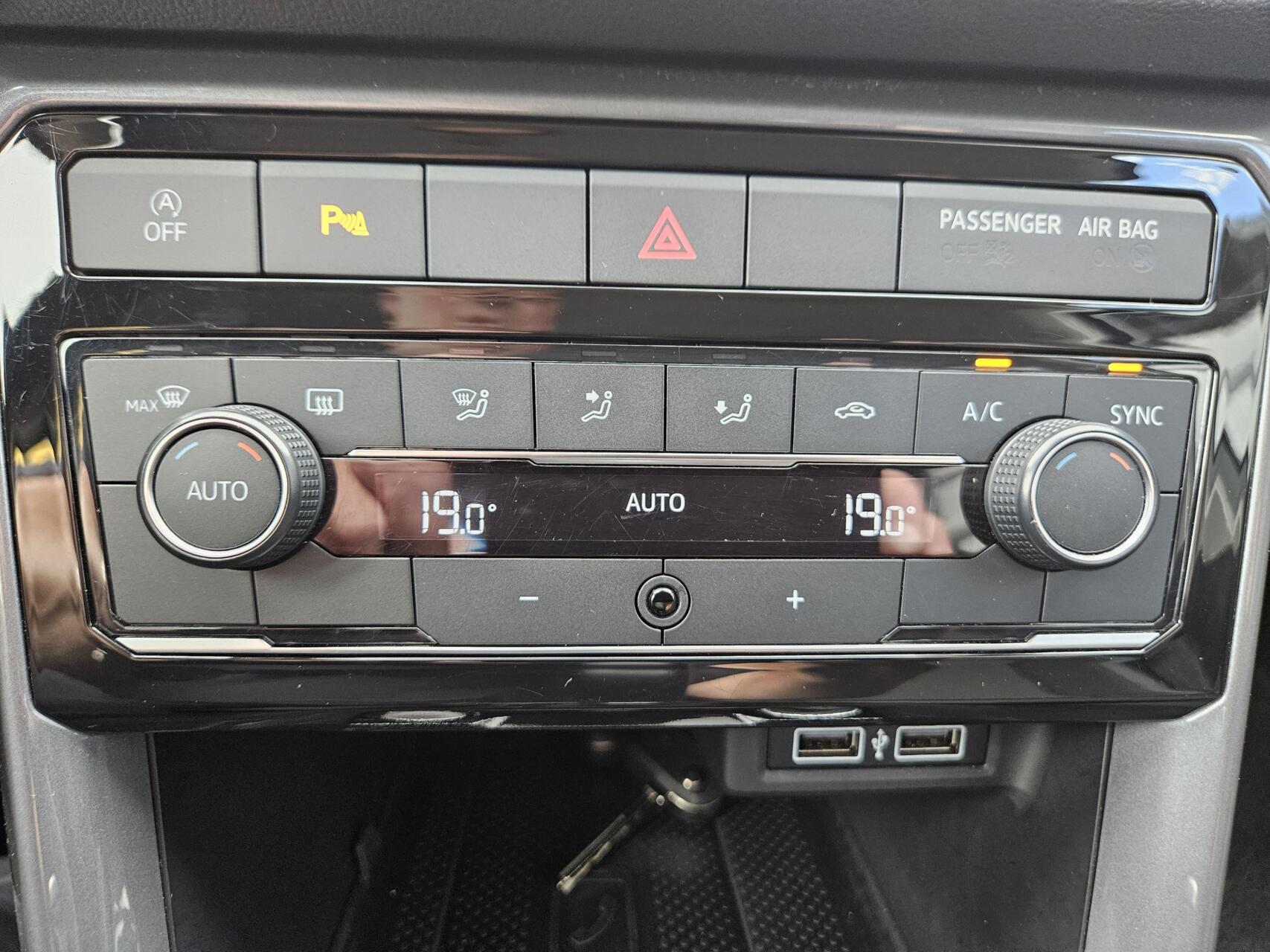 Foto van Volkswagen T-cross