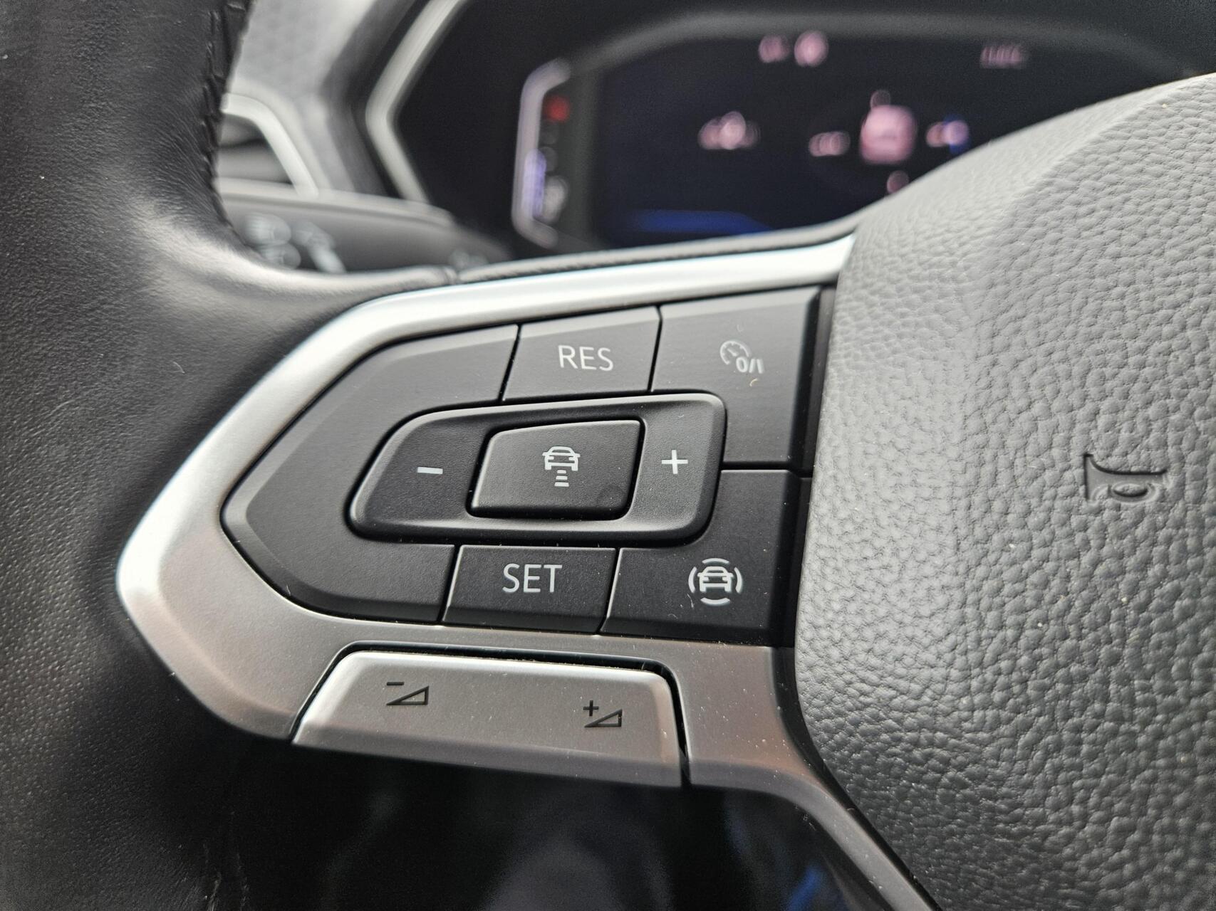 Foto van Volkswagen T-cross