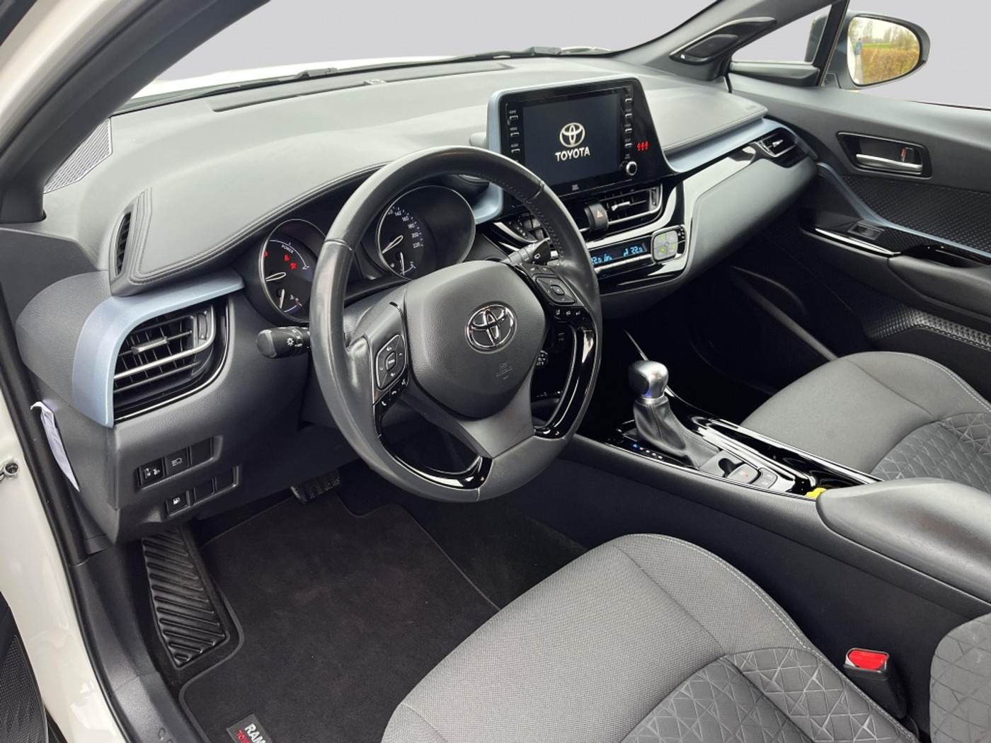 Foto van Toyota Toyota C-hr