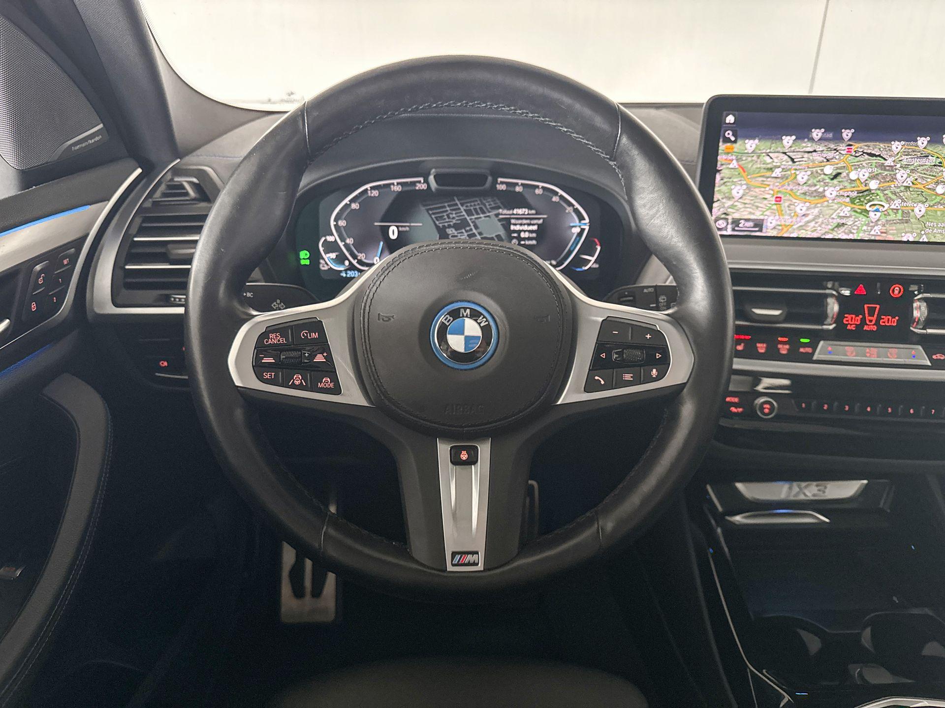 Foto van BMW Ix3