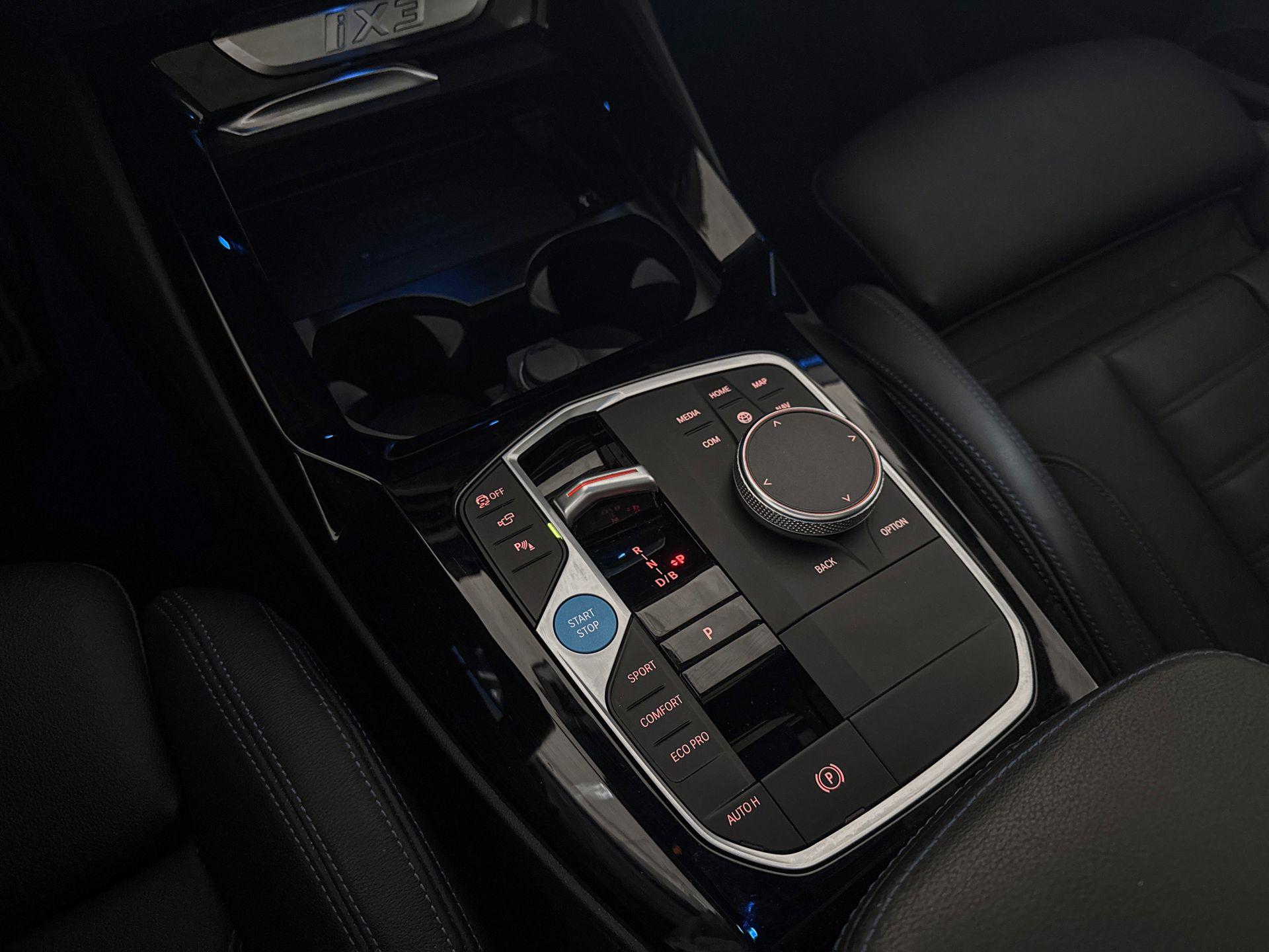 Foto van BMW Ix3