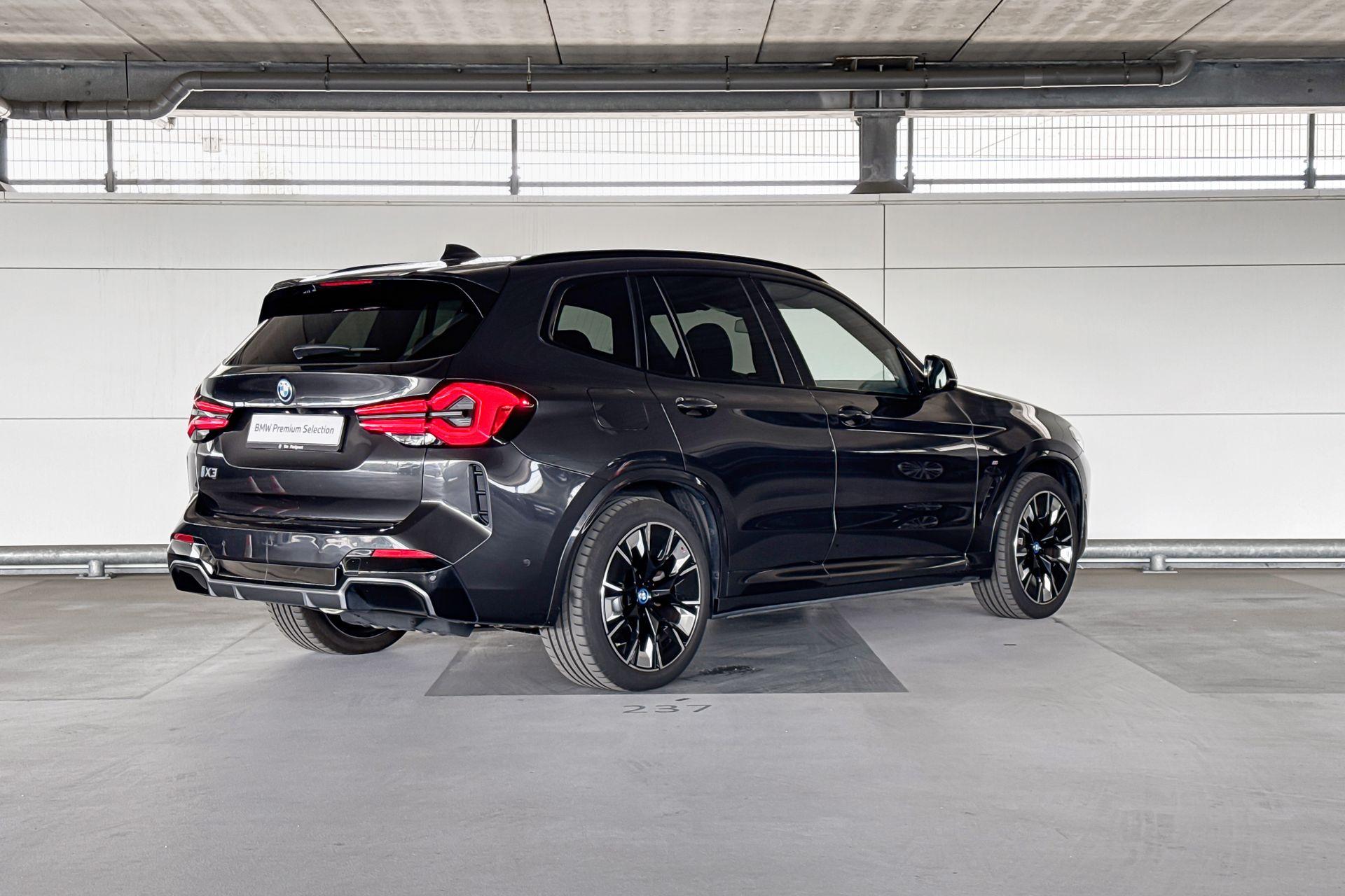 Foto van BMW Ix3