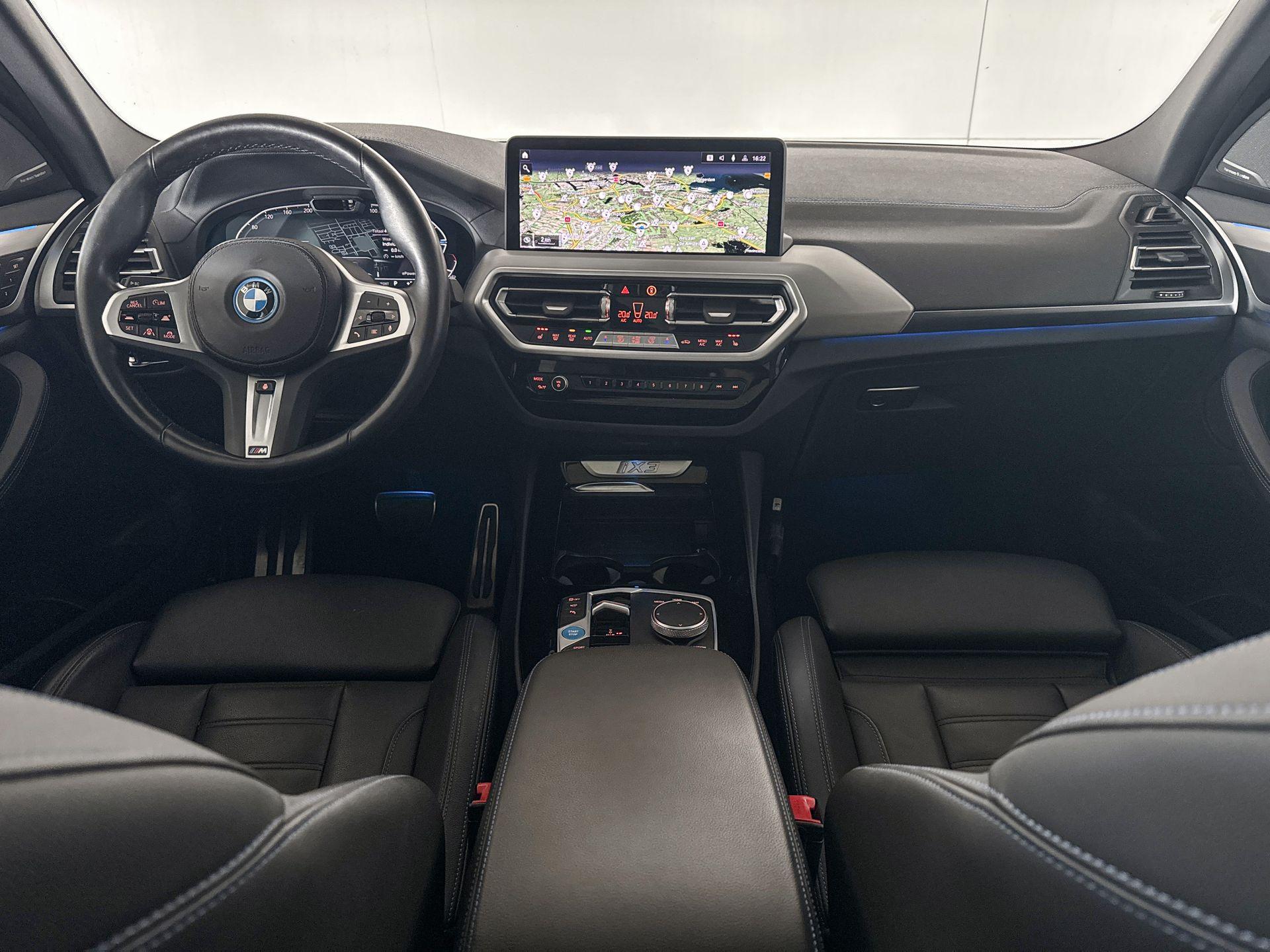 Foto van BMW Ix3