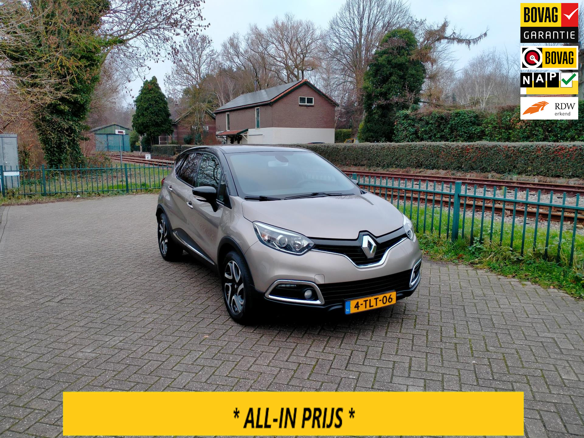 Renault Captur 0.9 TCe Dynamique Airco navi trekhaak ALLINPRIJS 2014 - voorkant