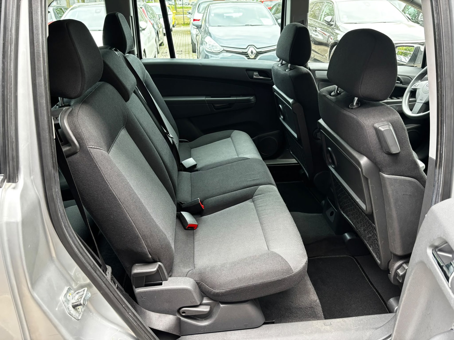 Foto van Opel Zafira