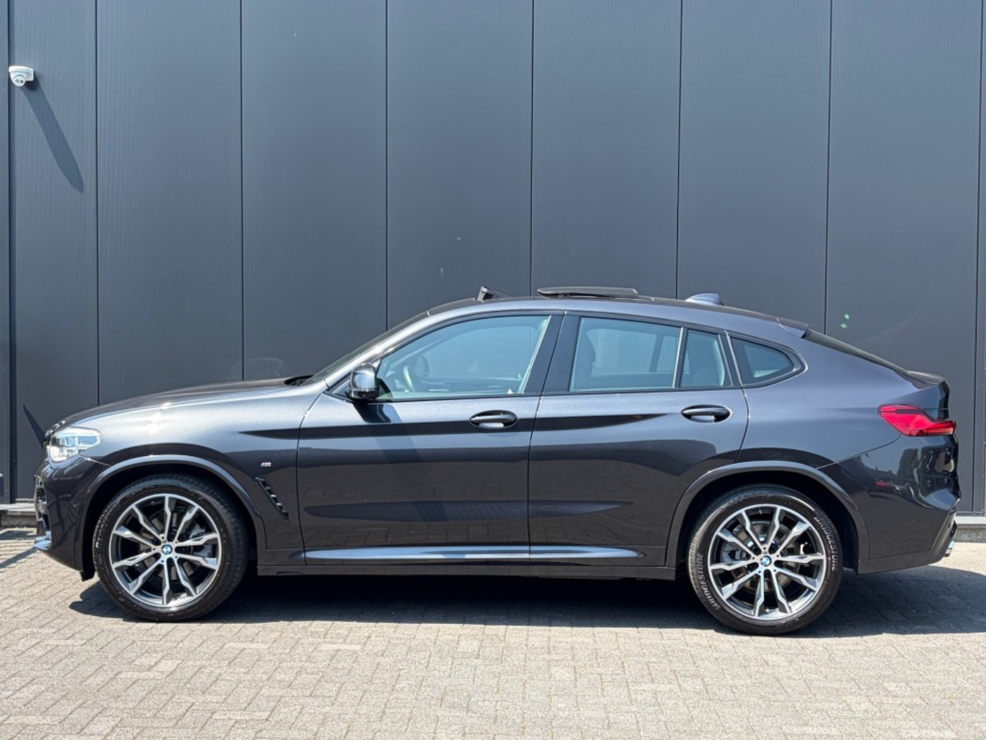 Foto van BMW X4 Xdrive20i