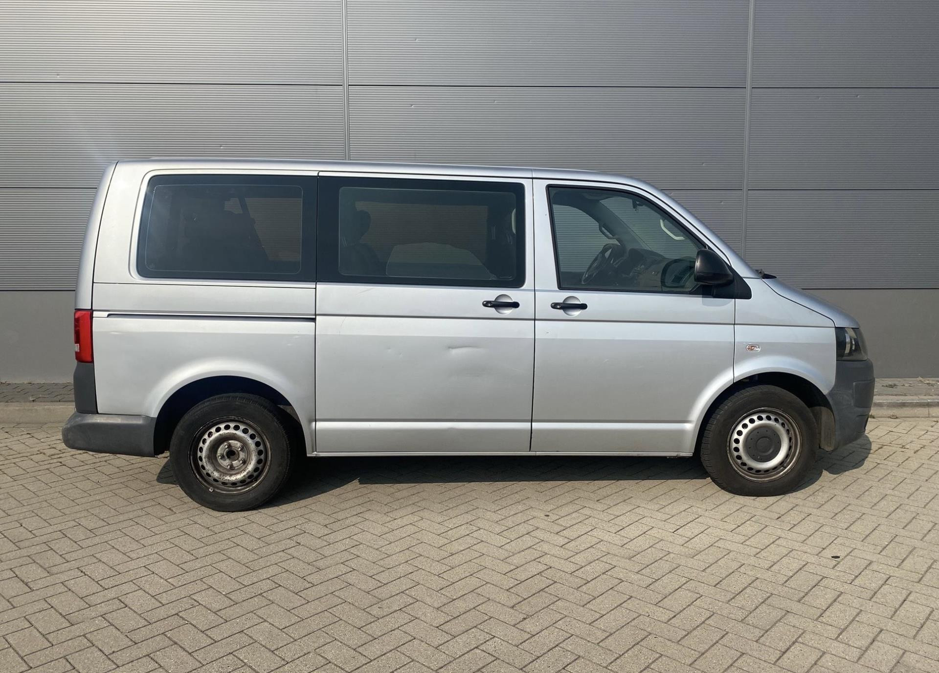 Foto van Volkswagen Transporter Kombi