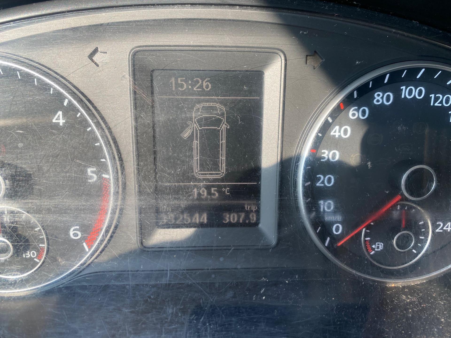 Foto van Volkswagen Transporter Kombi