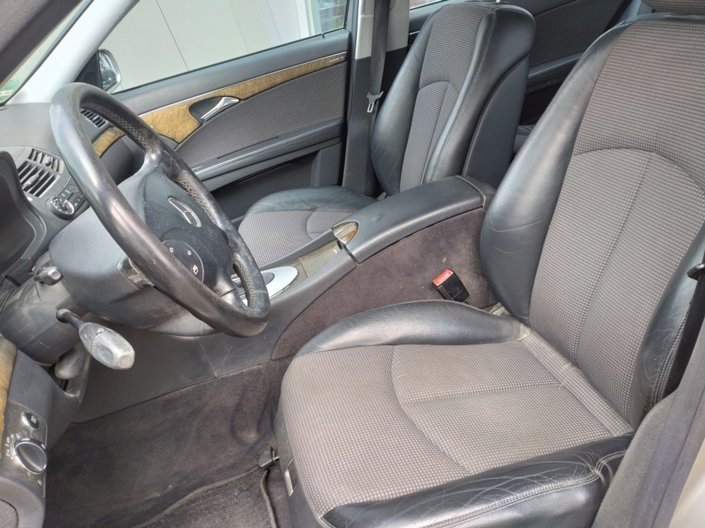 Foto van Mercedes-Benz E 200 Kompressor