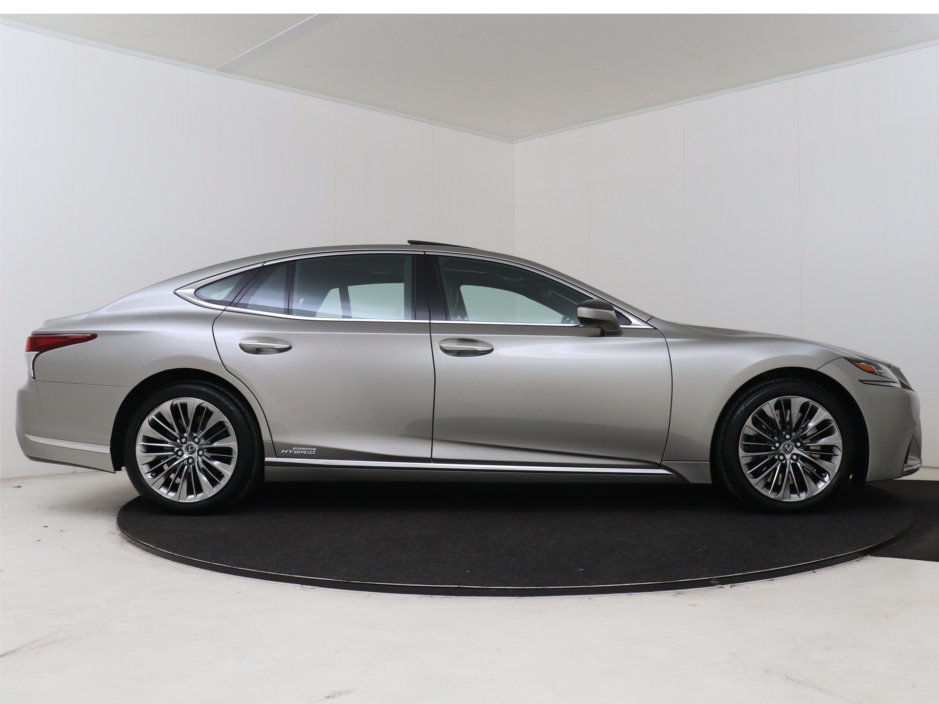 Foto van Lexus Lexus Ls500h