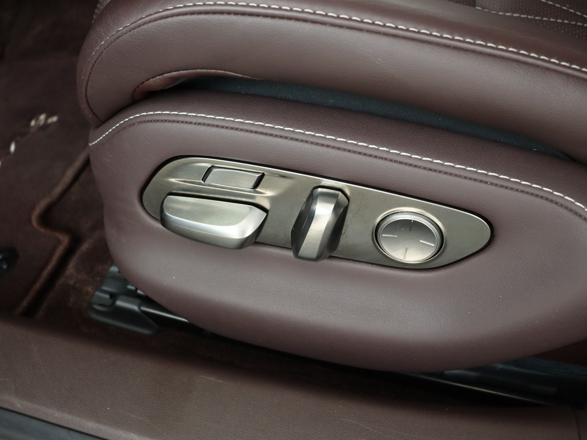 Foto van Lexus Lexus Ls500h