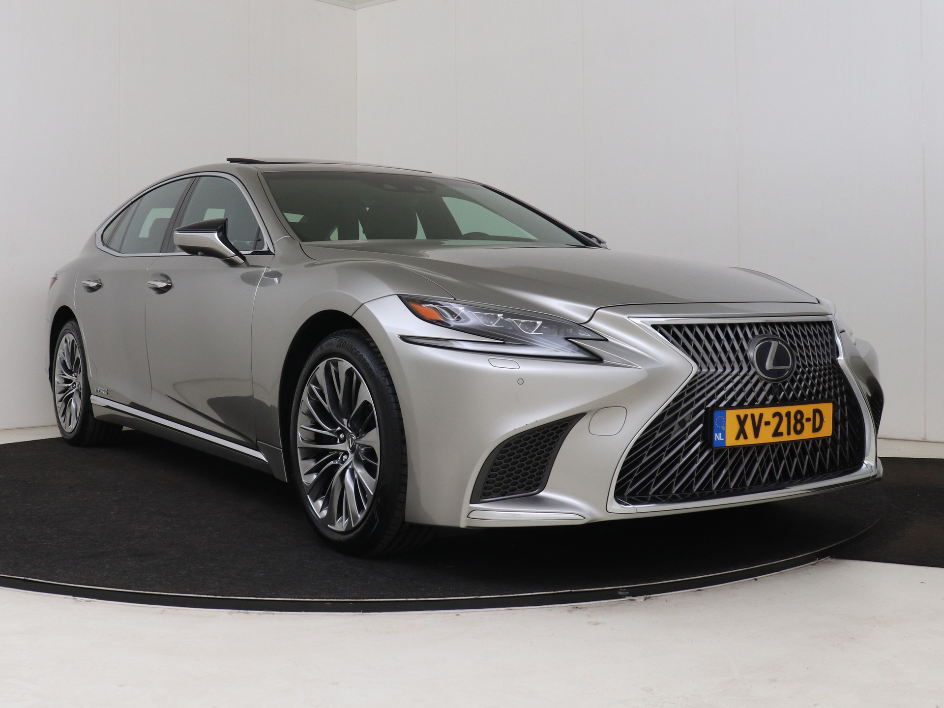 Foto van Lexus Lexus Ls500h