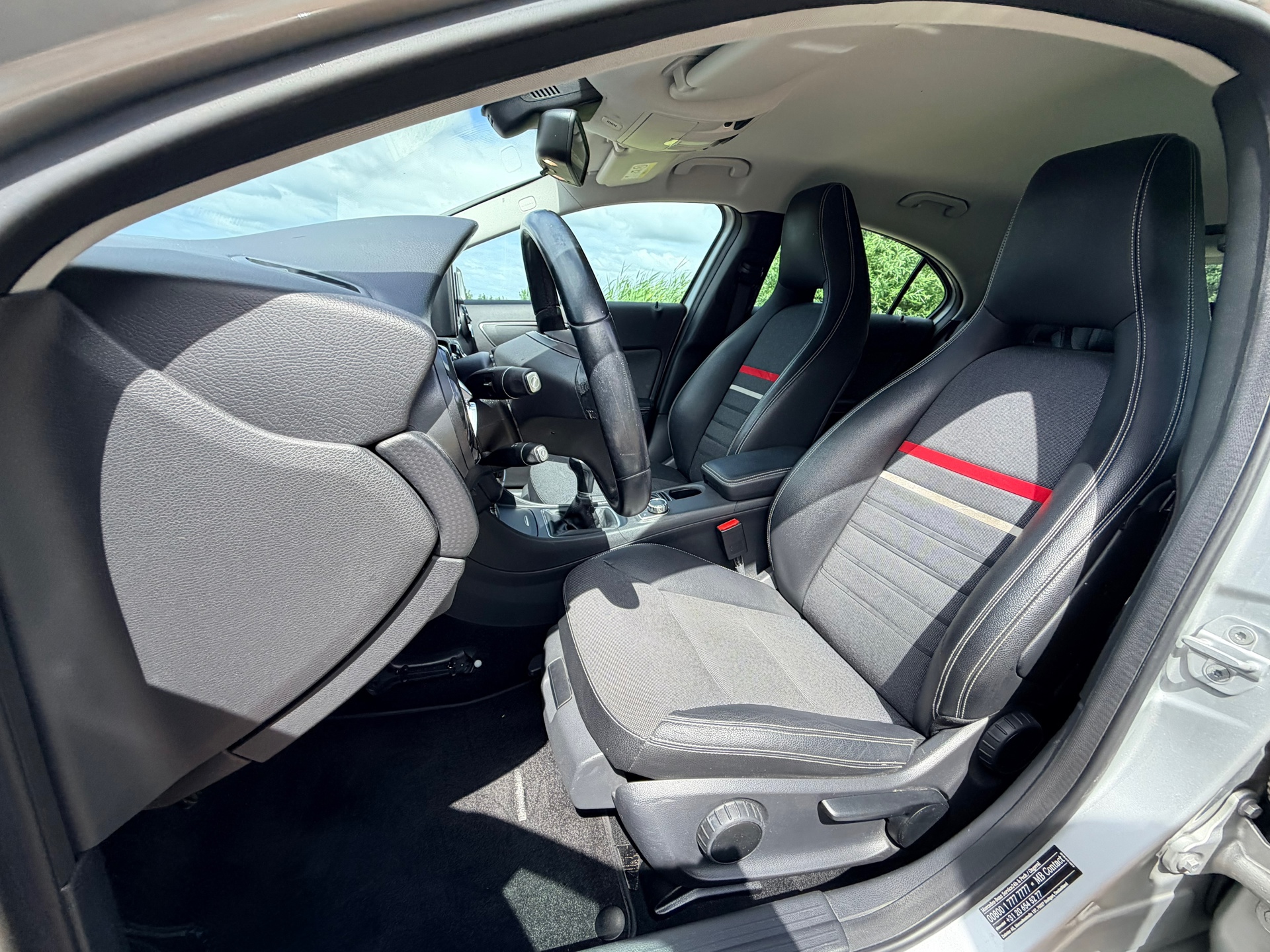 Foto van Mercedes-Benz A 180