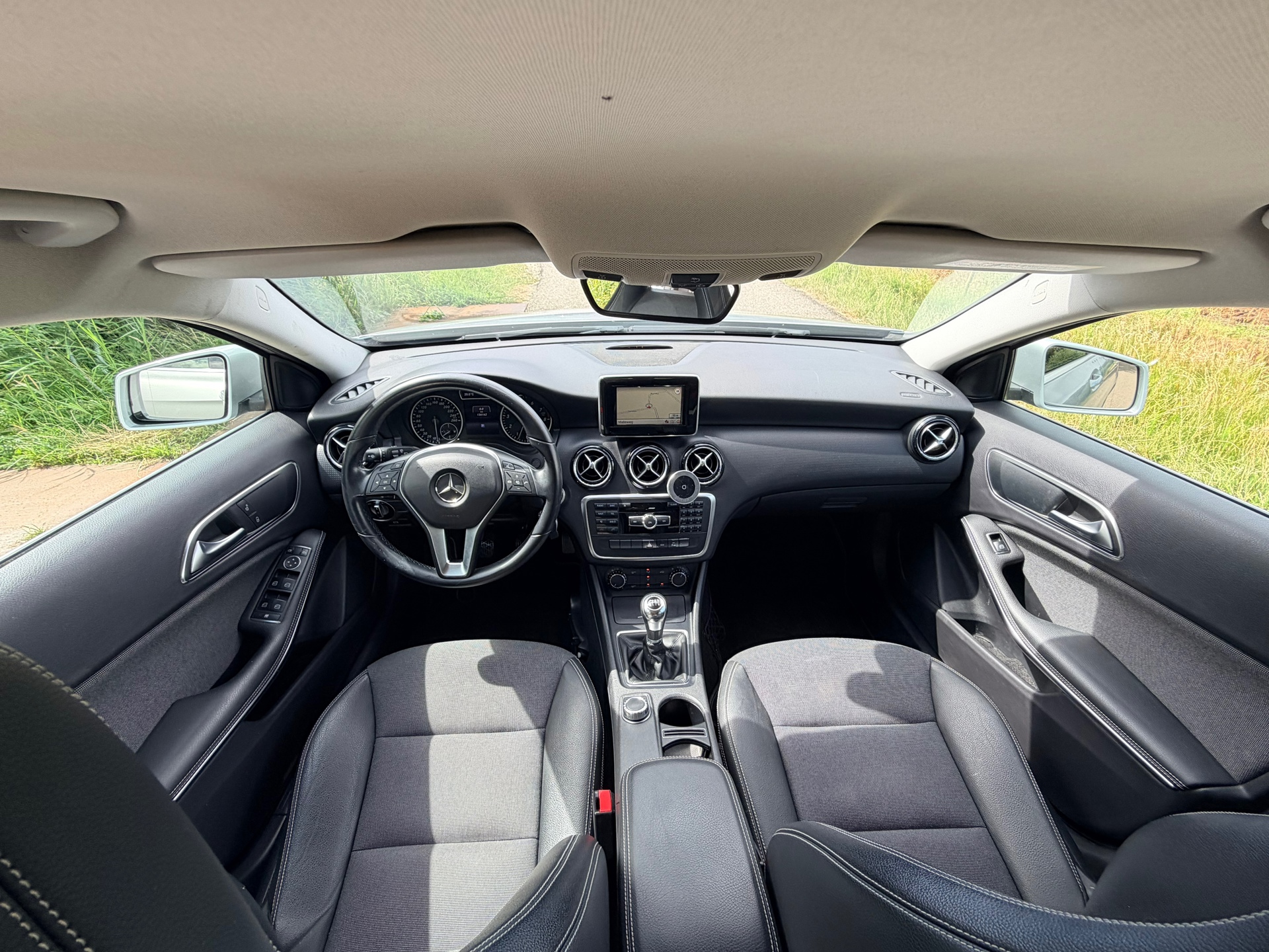 Foto van Mercedes-Benz A 180