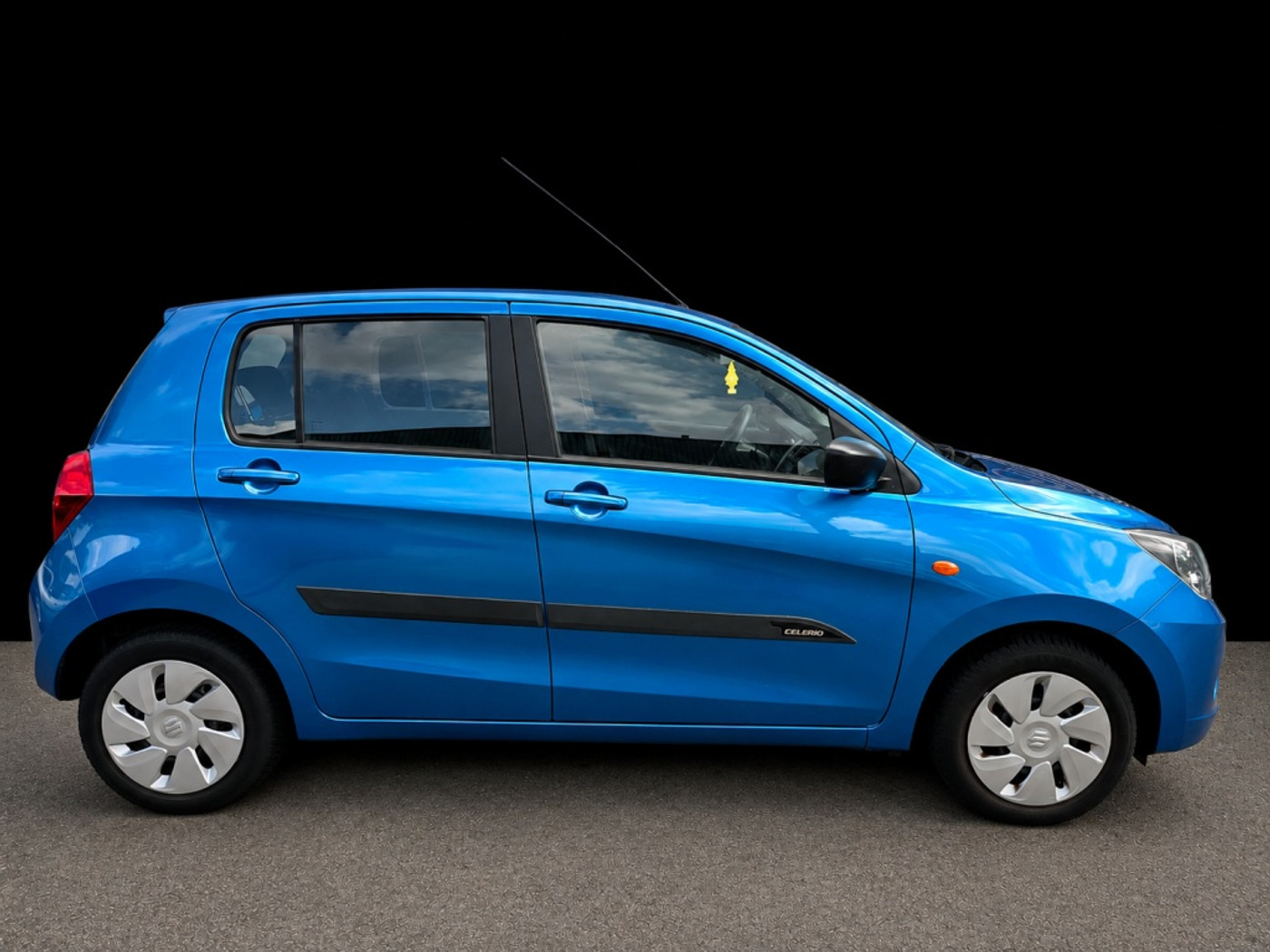 Suzuki Celerio 1.0 Comfort  Navi 2019 - voorkant