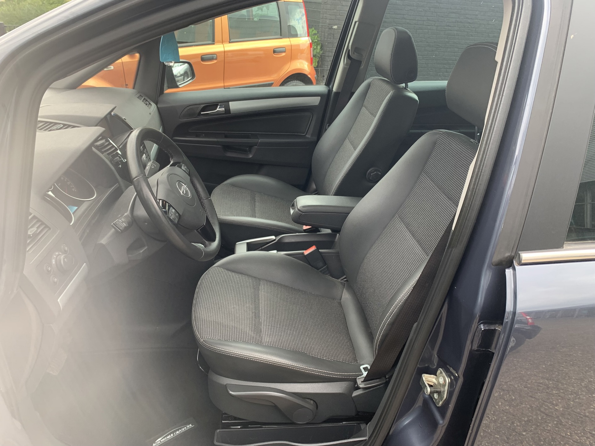 Foto van Opel Zafira