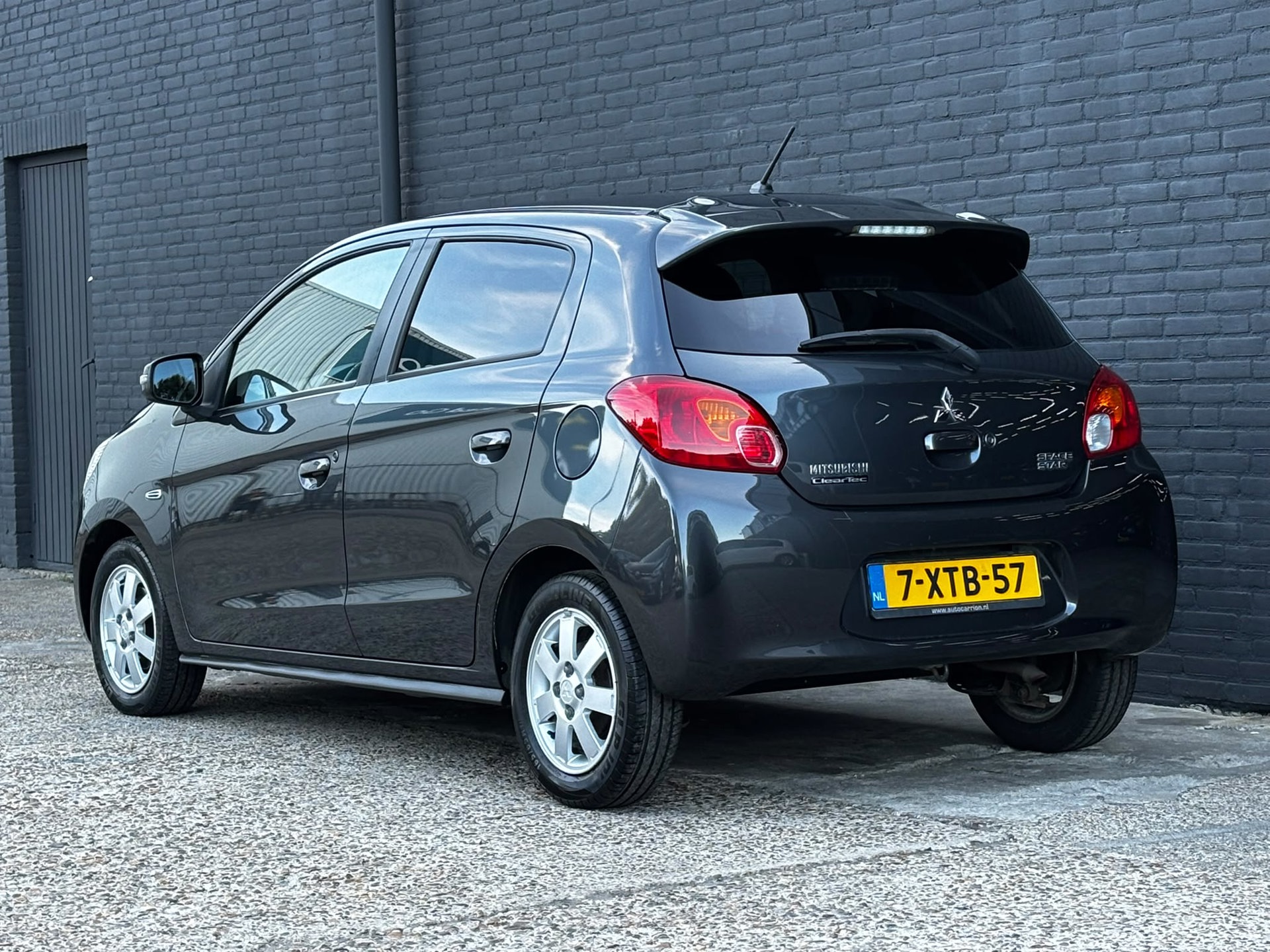 Foto van Mitsubishi Mitsubishi Space Star