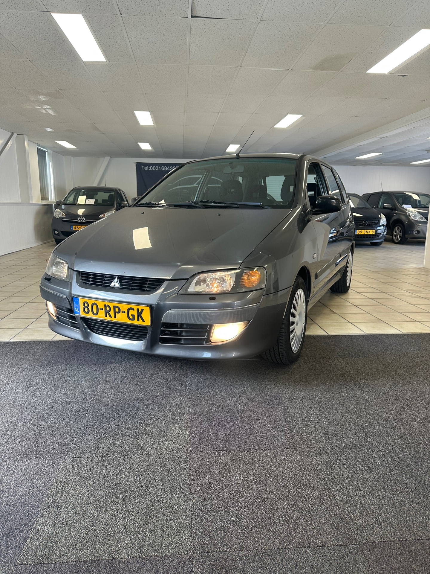Mitsubishi Space Star 1.6 Instyle Avance 2005 - voorkant