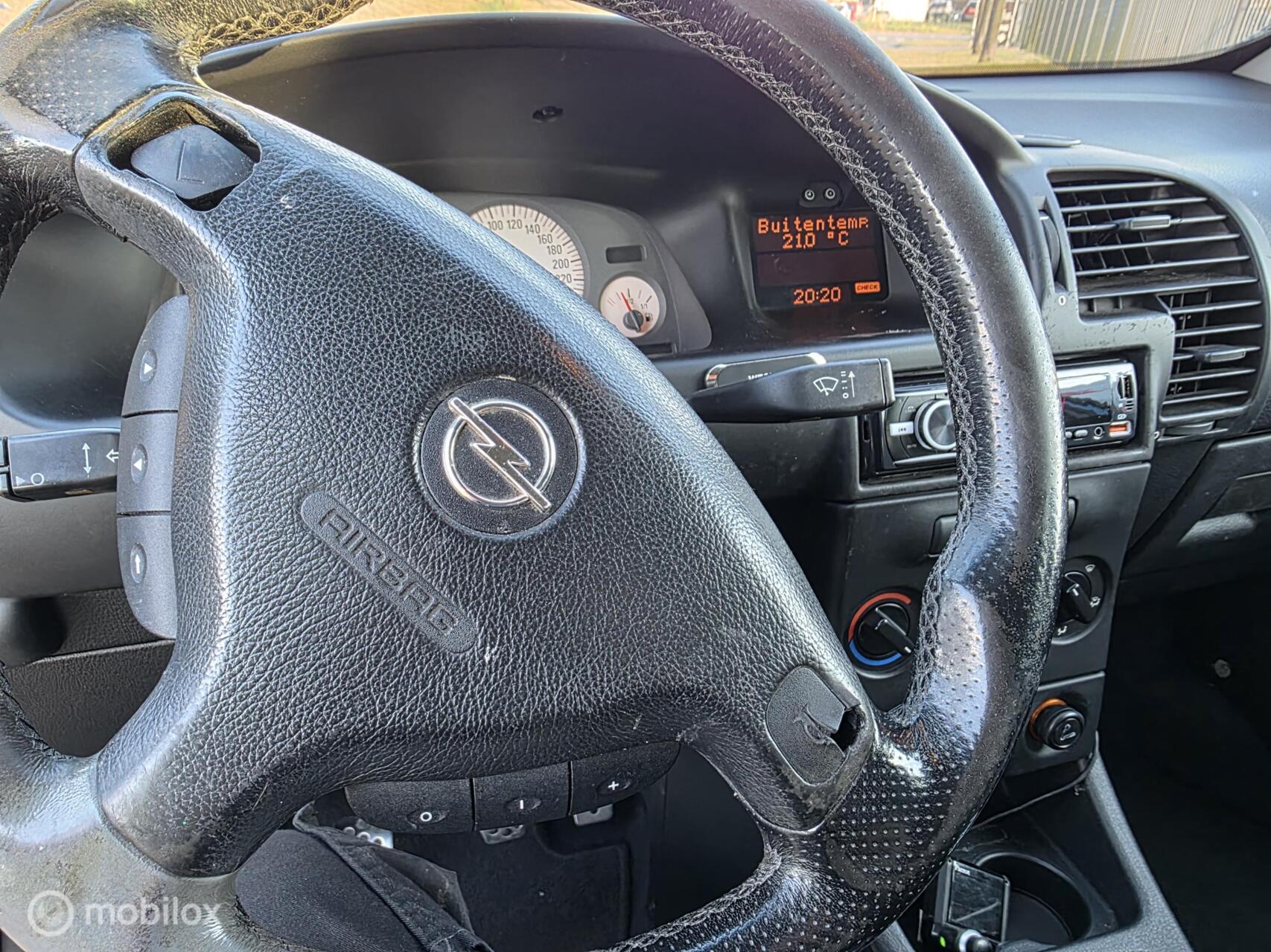 Foto van Opel Zafira-a