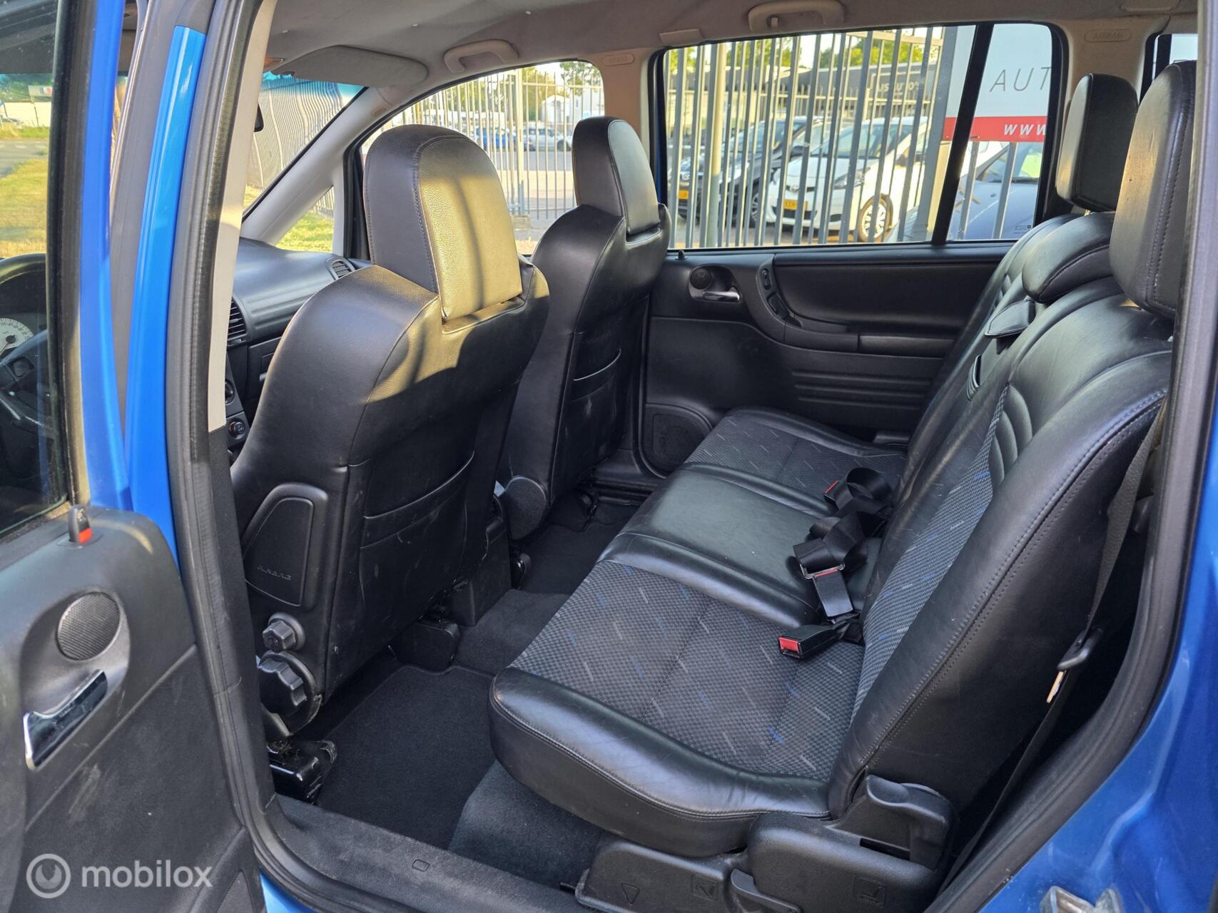 Foto van Opel Zafira-a
