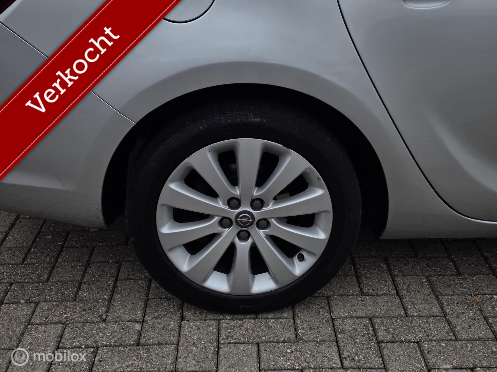 Foto van Opel Astra Sports Tourer