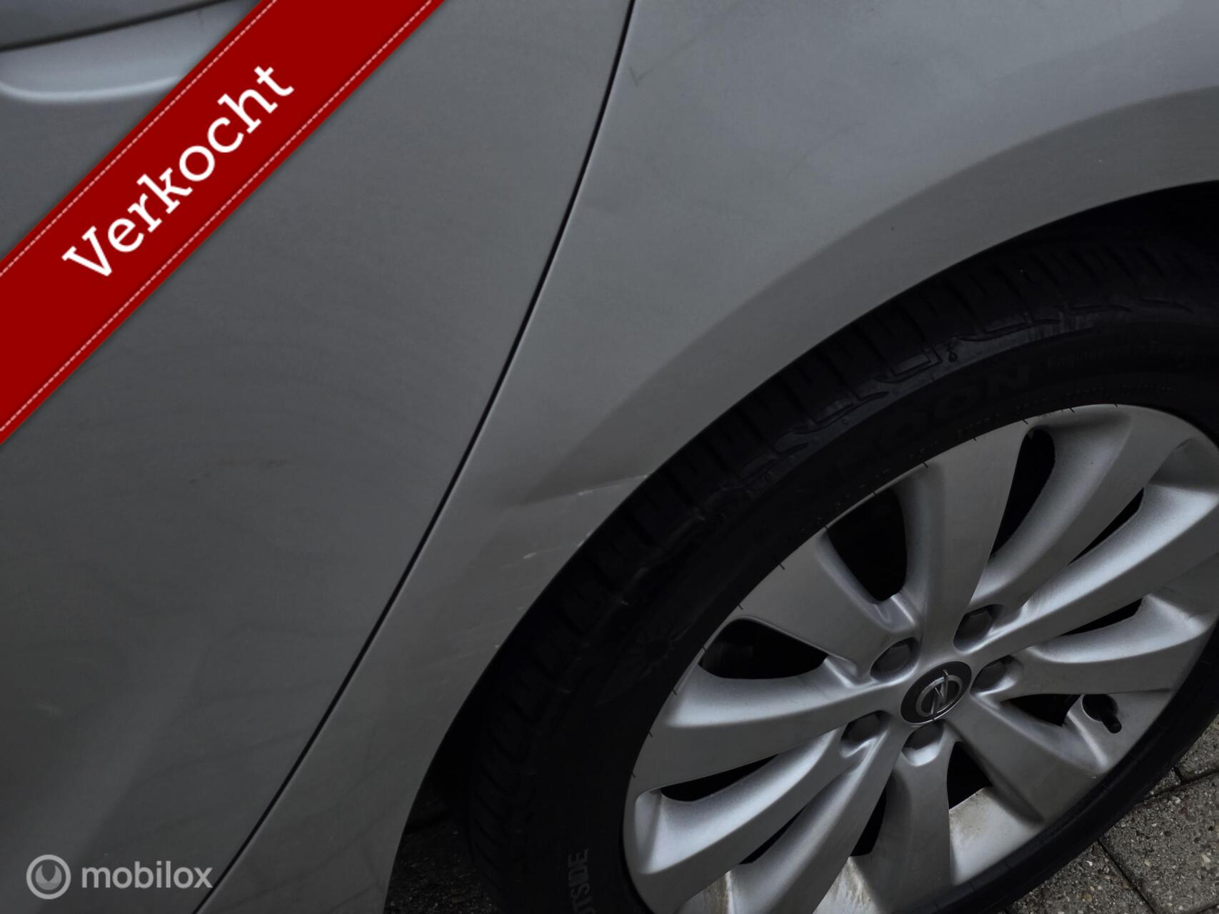 Foto van Opel Astra Sports Tourer
